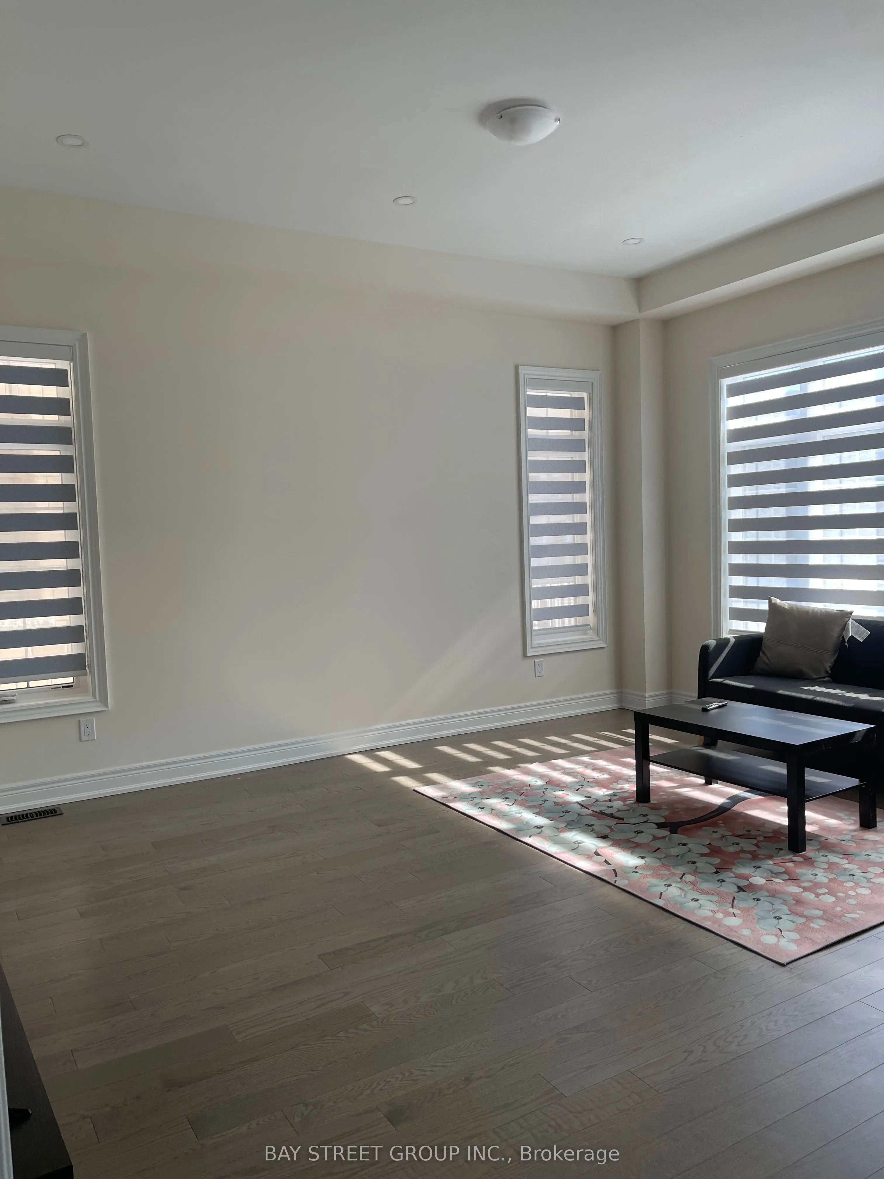56 Bud leggett Cres Crescent #room