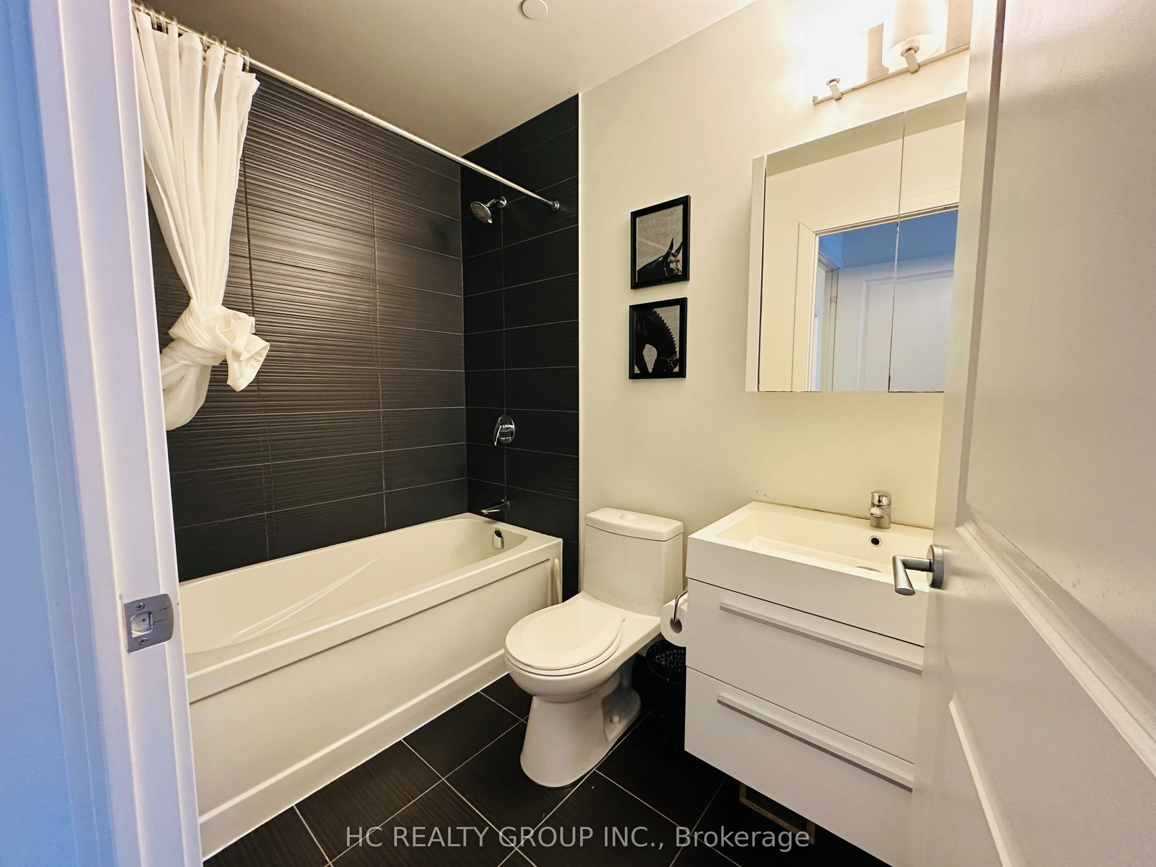 180 Enterprise Boulevard, #607