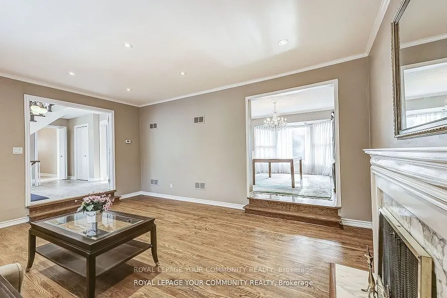 25 Alcaine Court