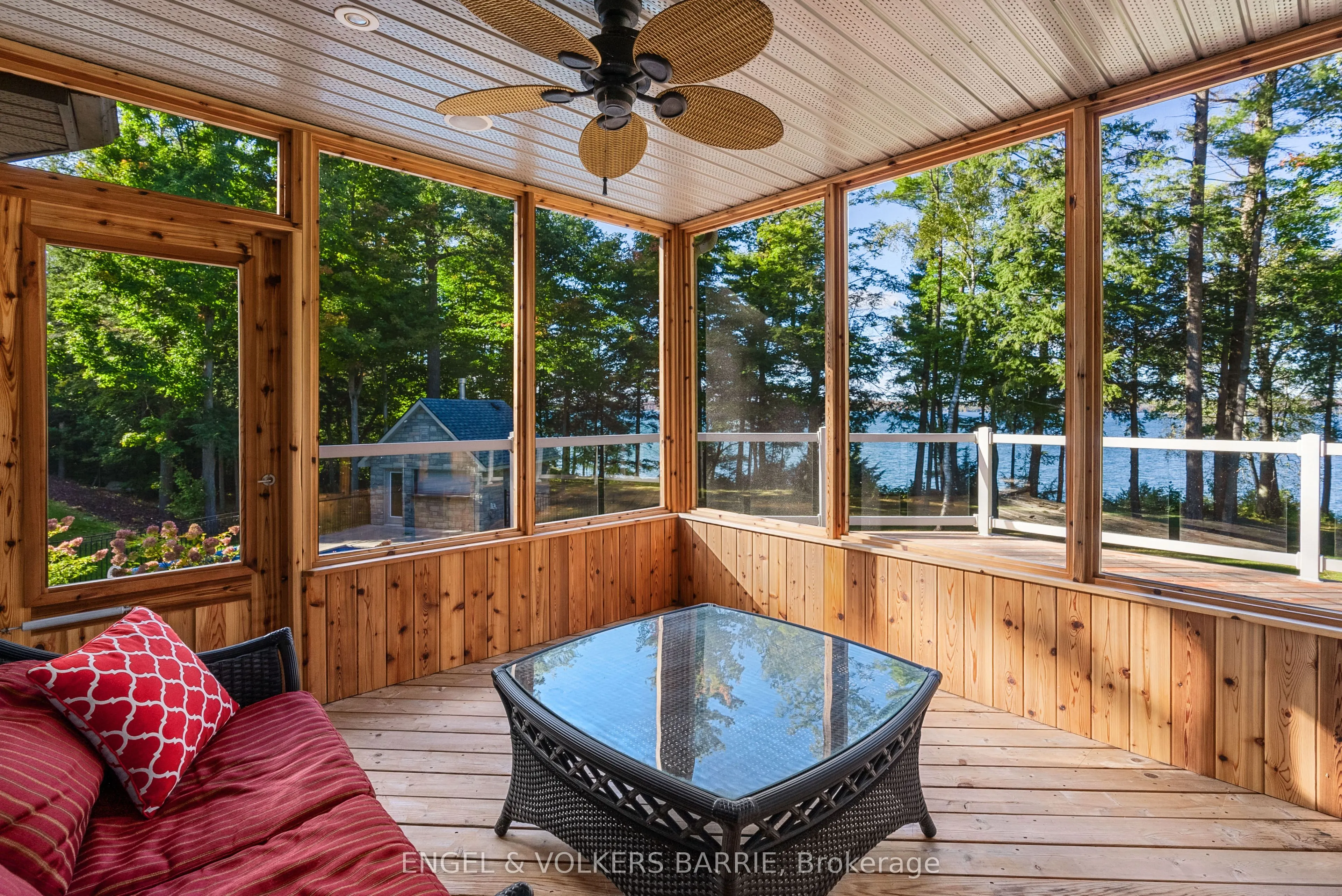 1220 Shoreview Drive