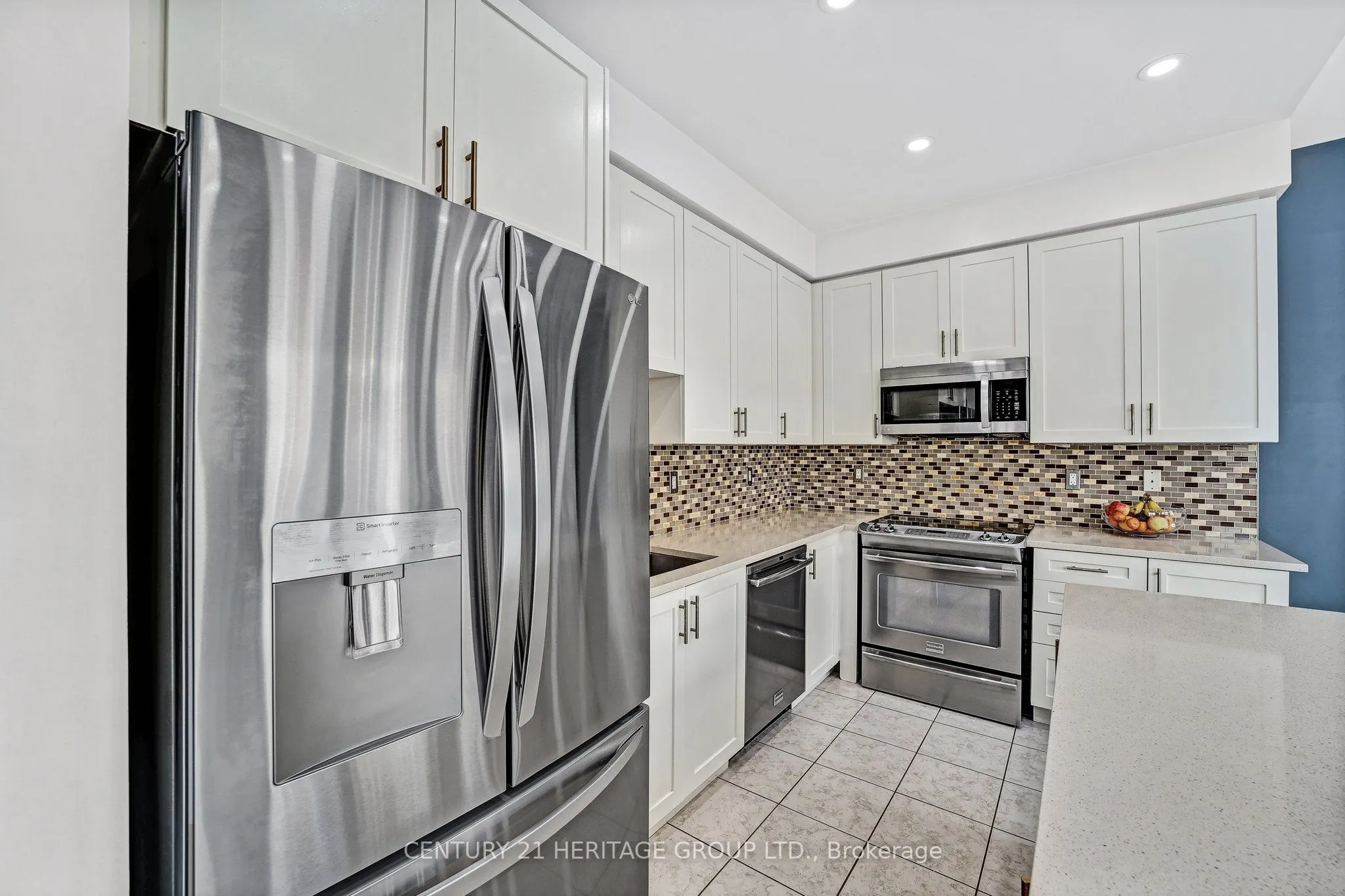 32 Amberwing Landing