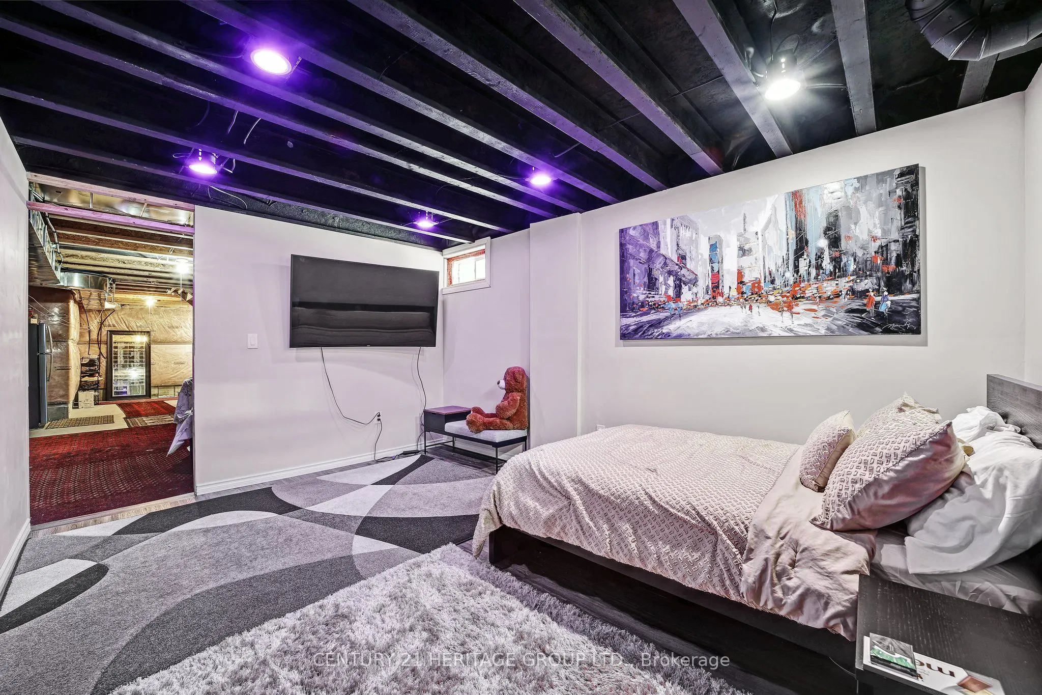 32 Amberwing Landing