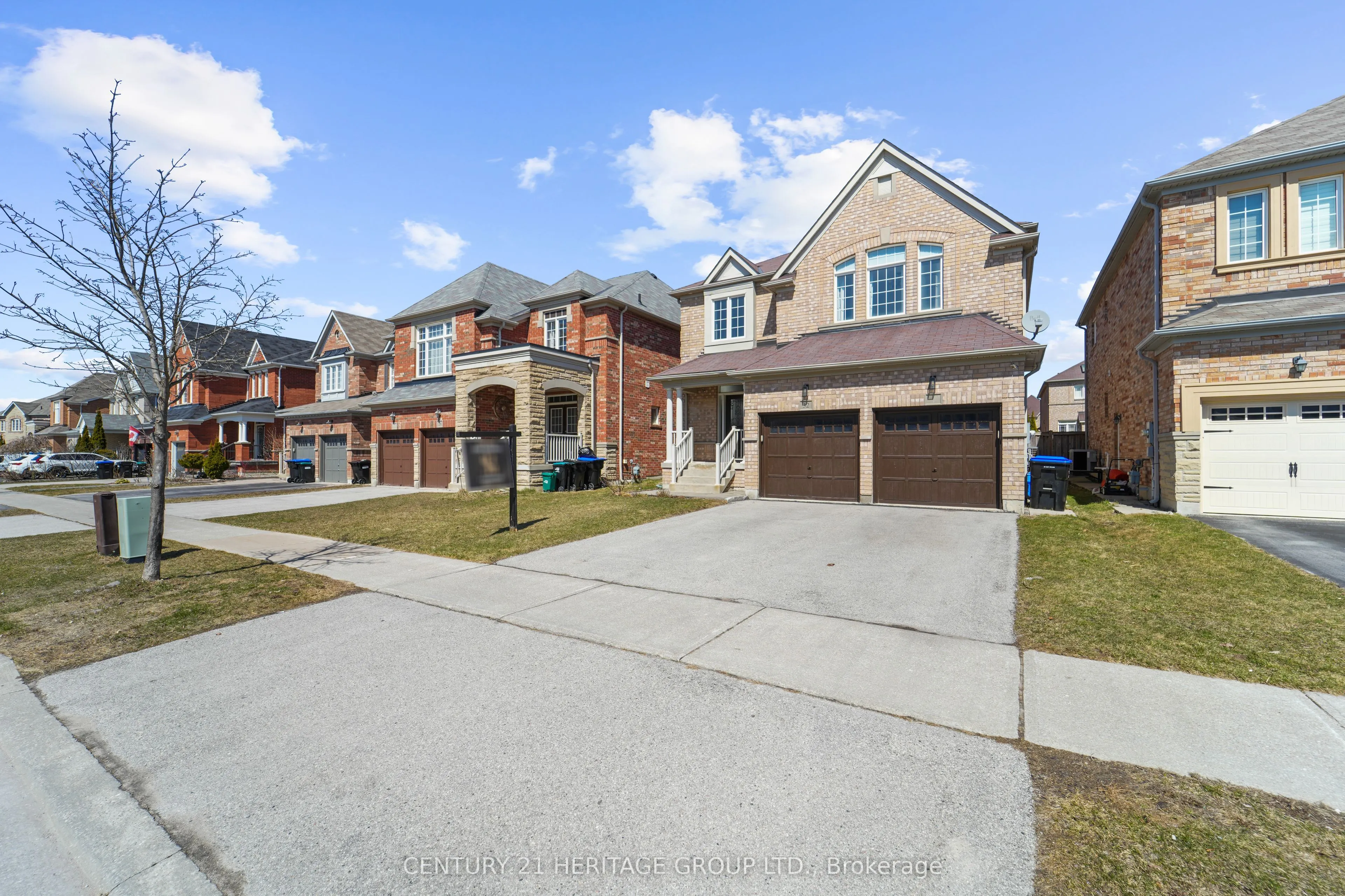 32 Amberwing Landing