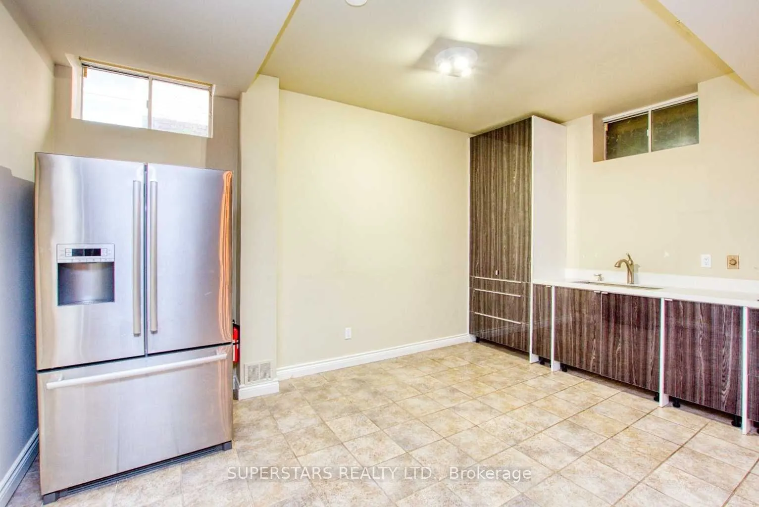 8 Huronia Place #Bsmt