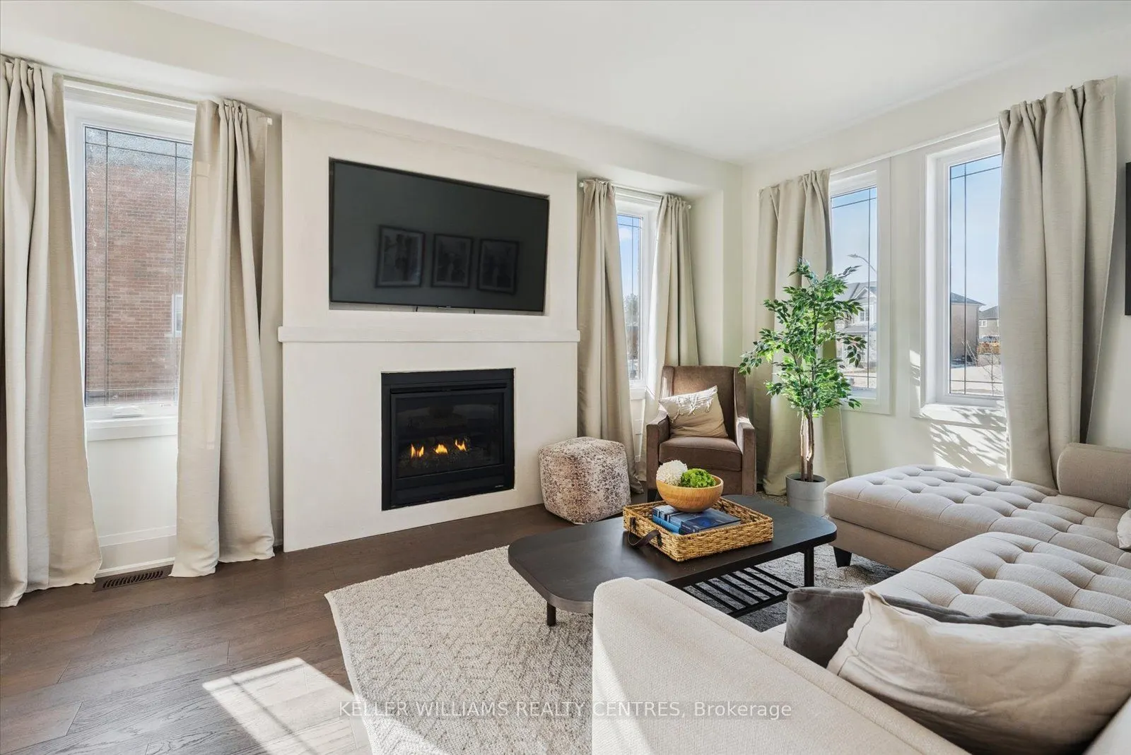 51 Wood Crescent