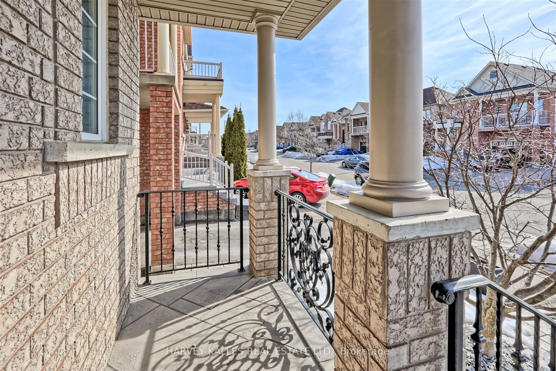 36 Canyon Gate Crescent