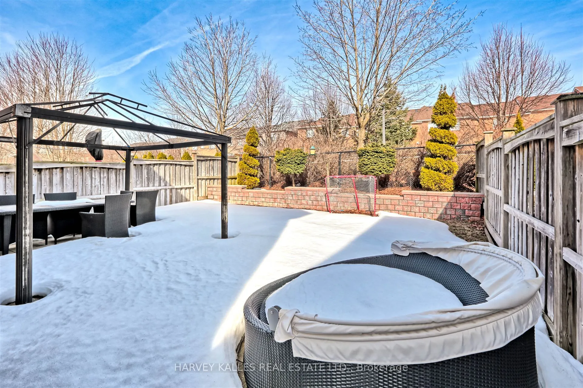 36 Canyon Gate Crescent