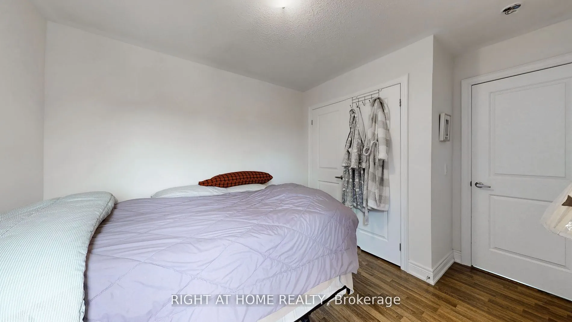 11 Robert Wilson Crescent