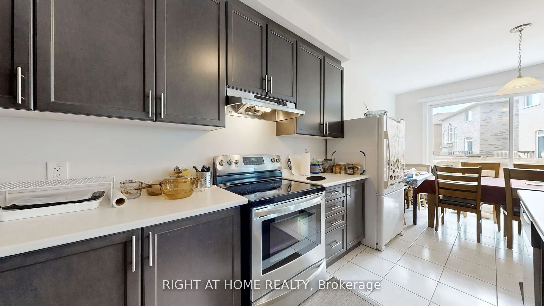 11 Robert Wilson Crescent