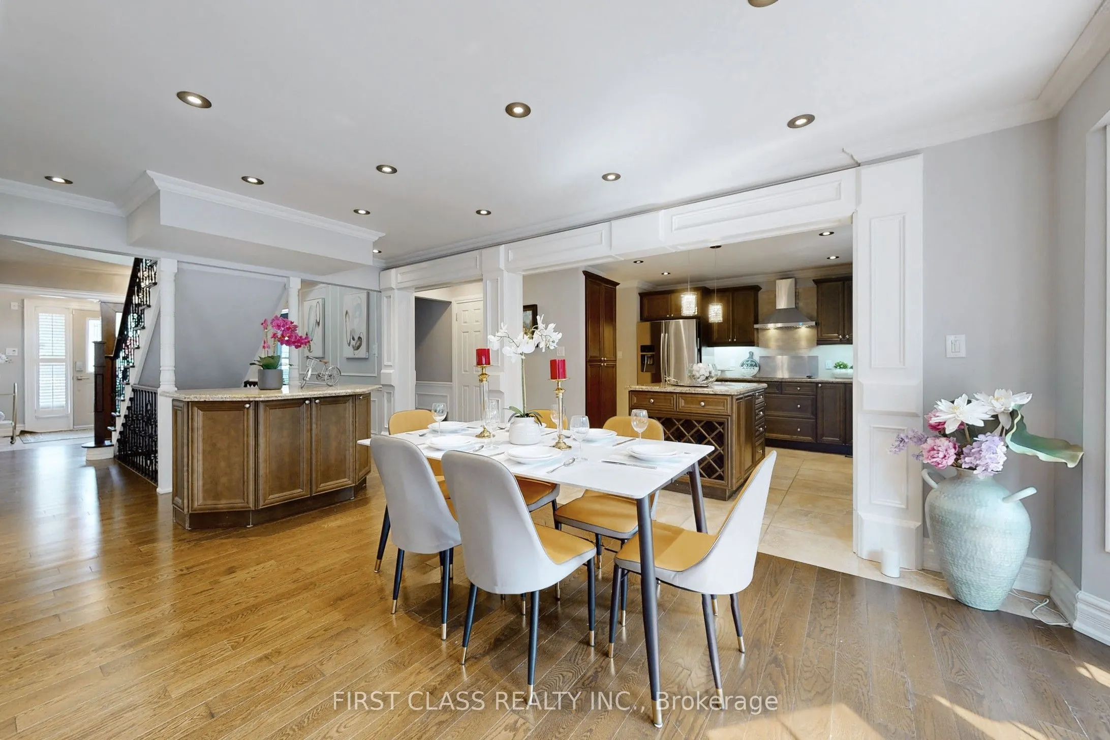 125 Longwater Chase