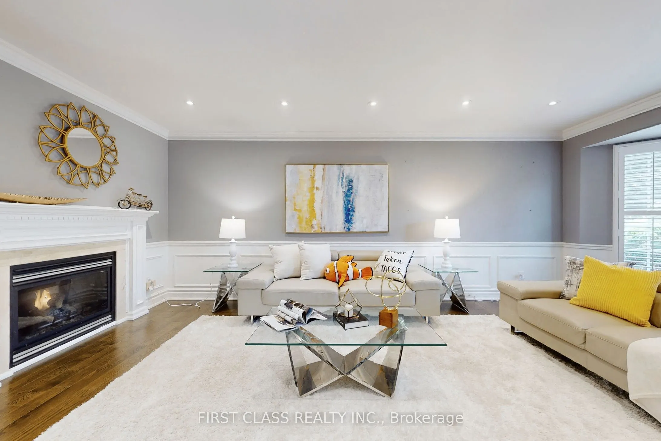 125 Longwater Chase