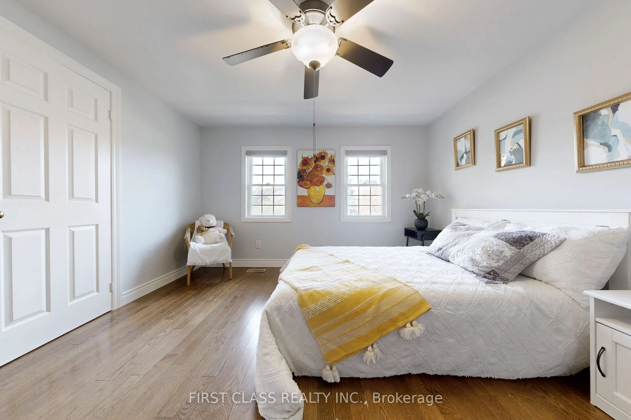 125 Longwater Chase