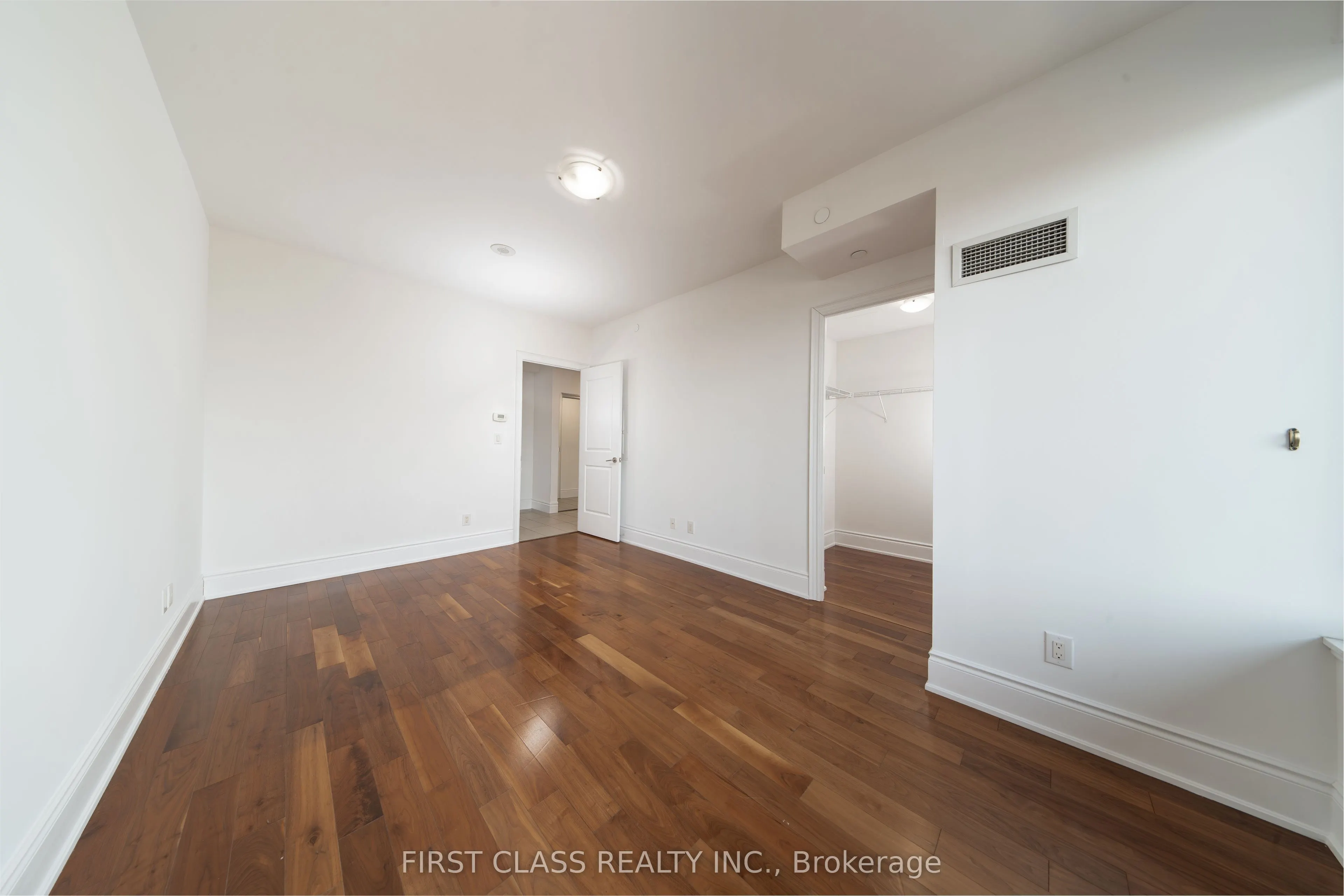 325 South Park Road, #Rg2
