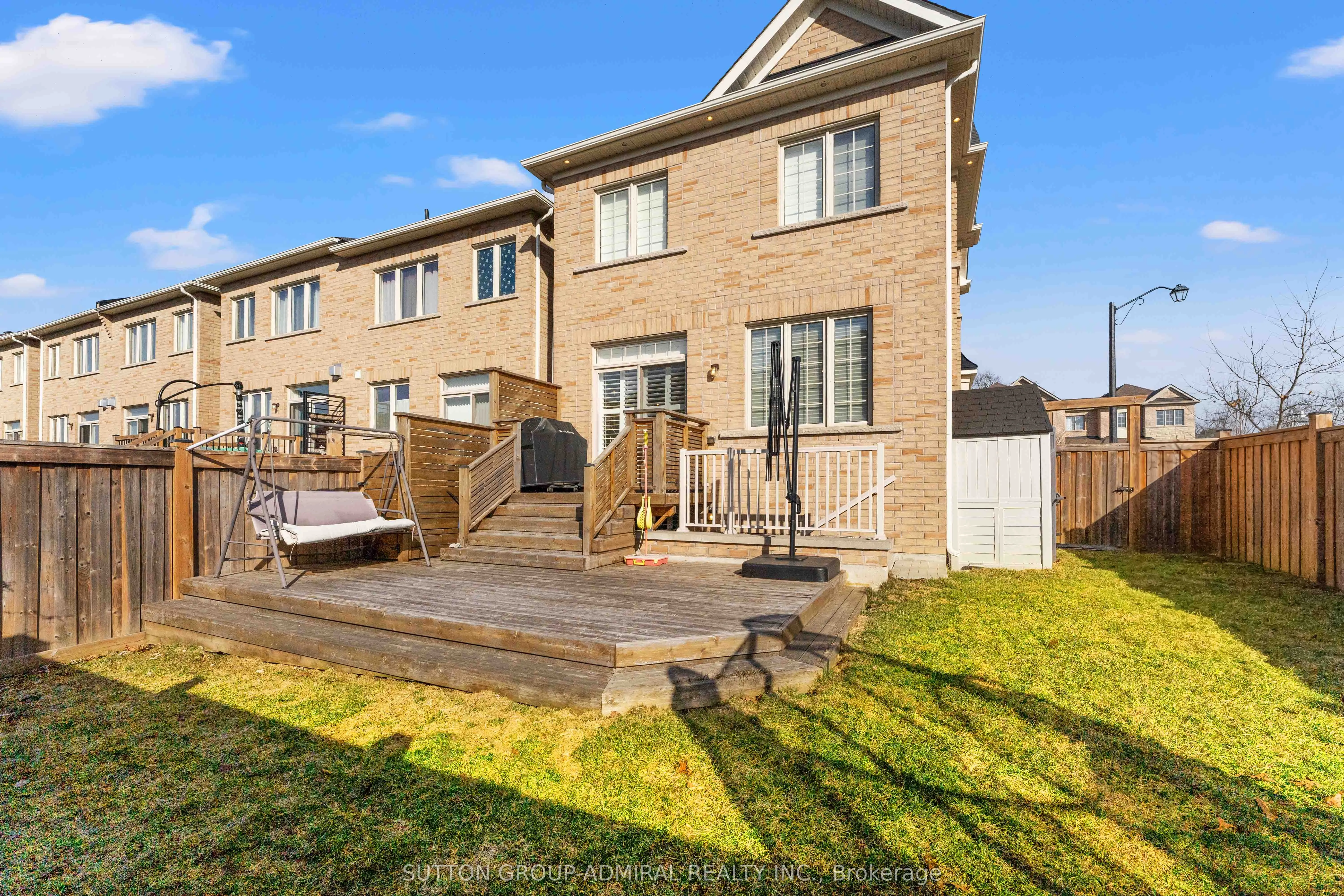 75 Paper Mills Crescent
