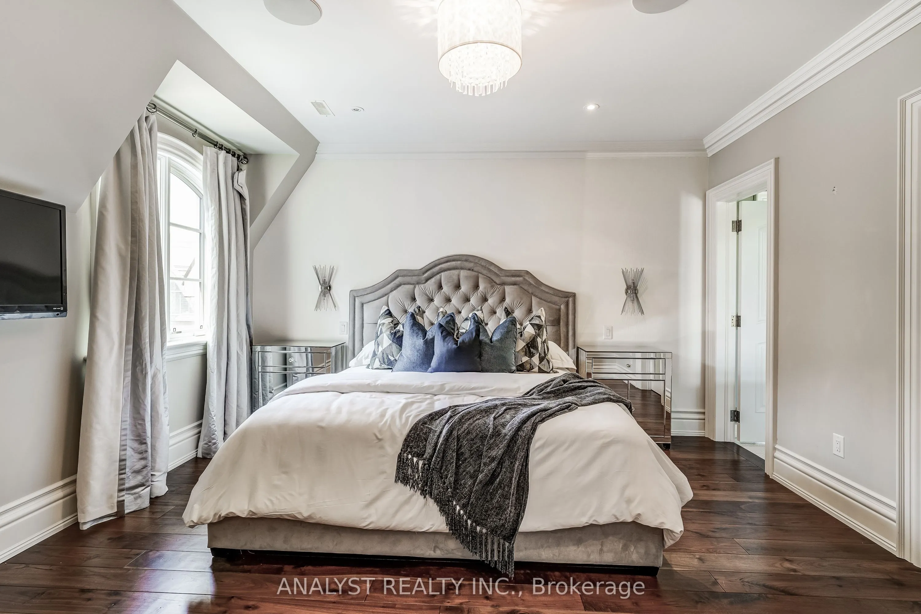 115 Hazelridge Court