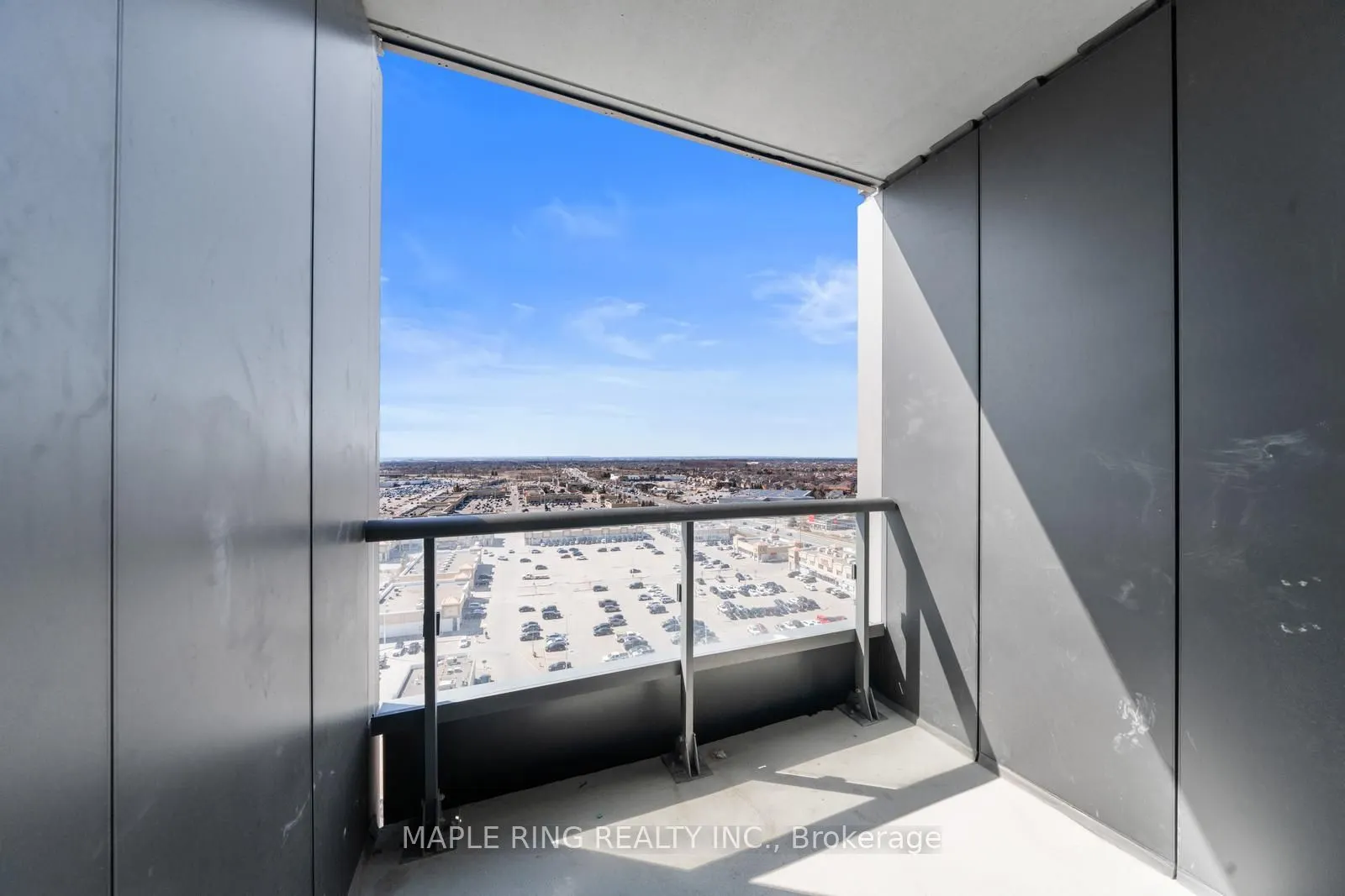 10 Abeja Street #1512