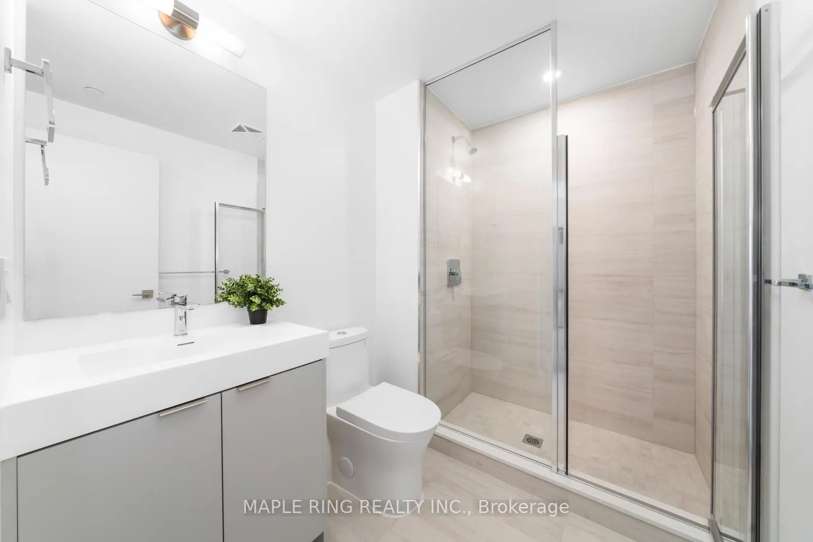 10 Abeja Street #1512