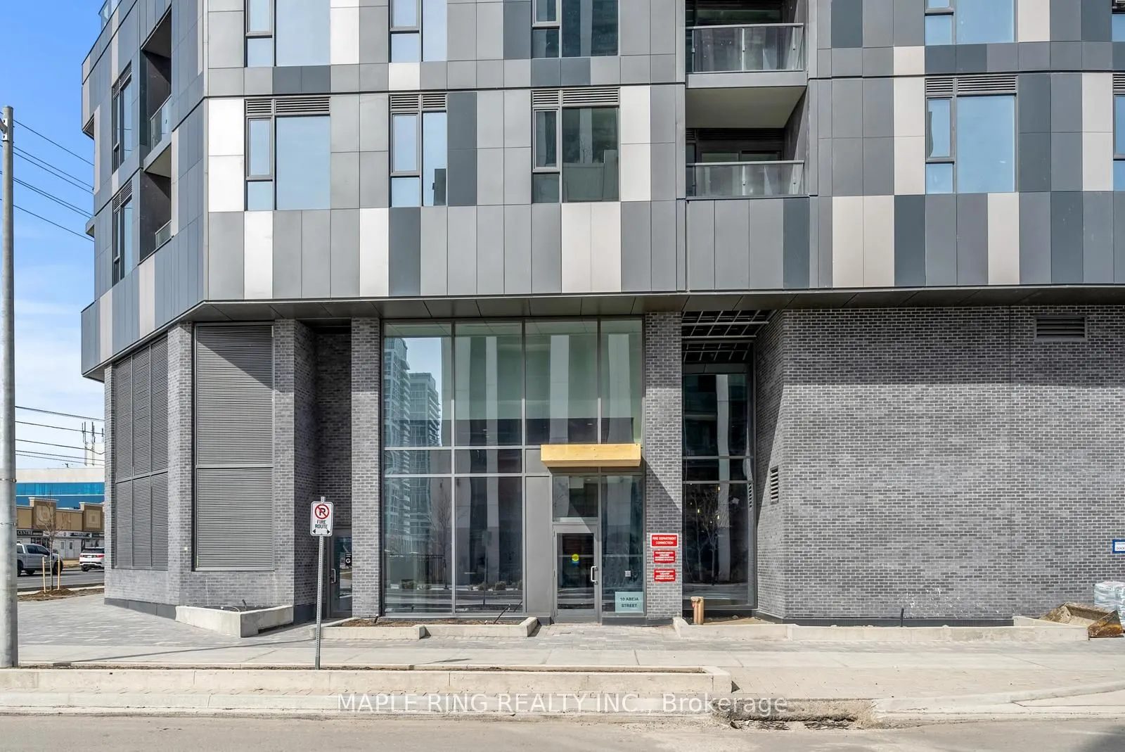 10 Abeja Street #1512