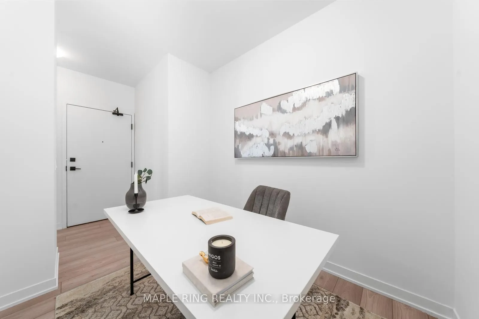 10 Abeja Street #1512