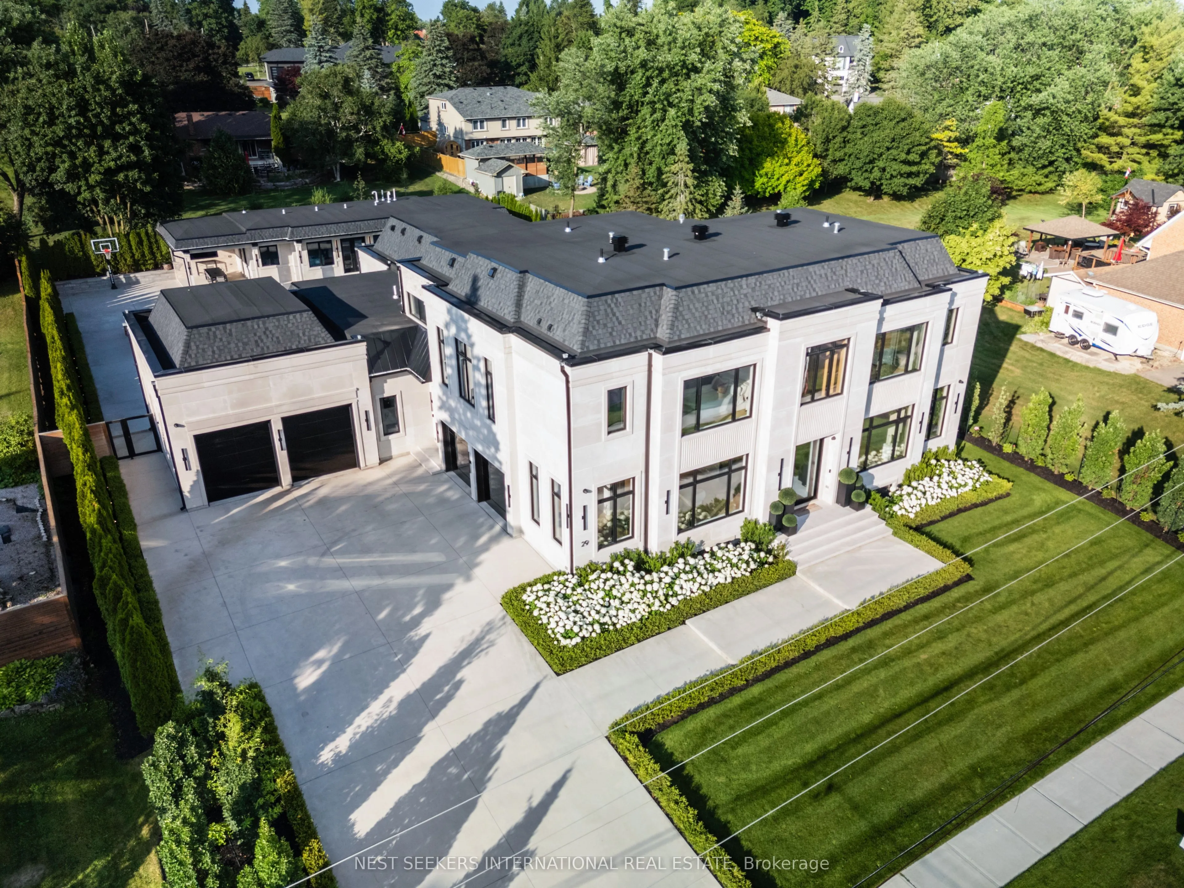 29 Greenside Drive