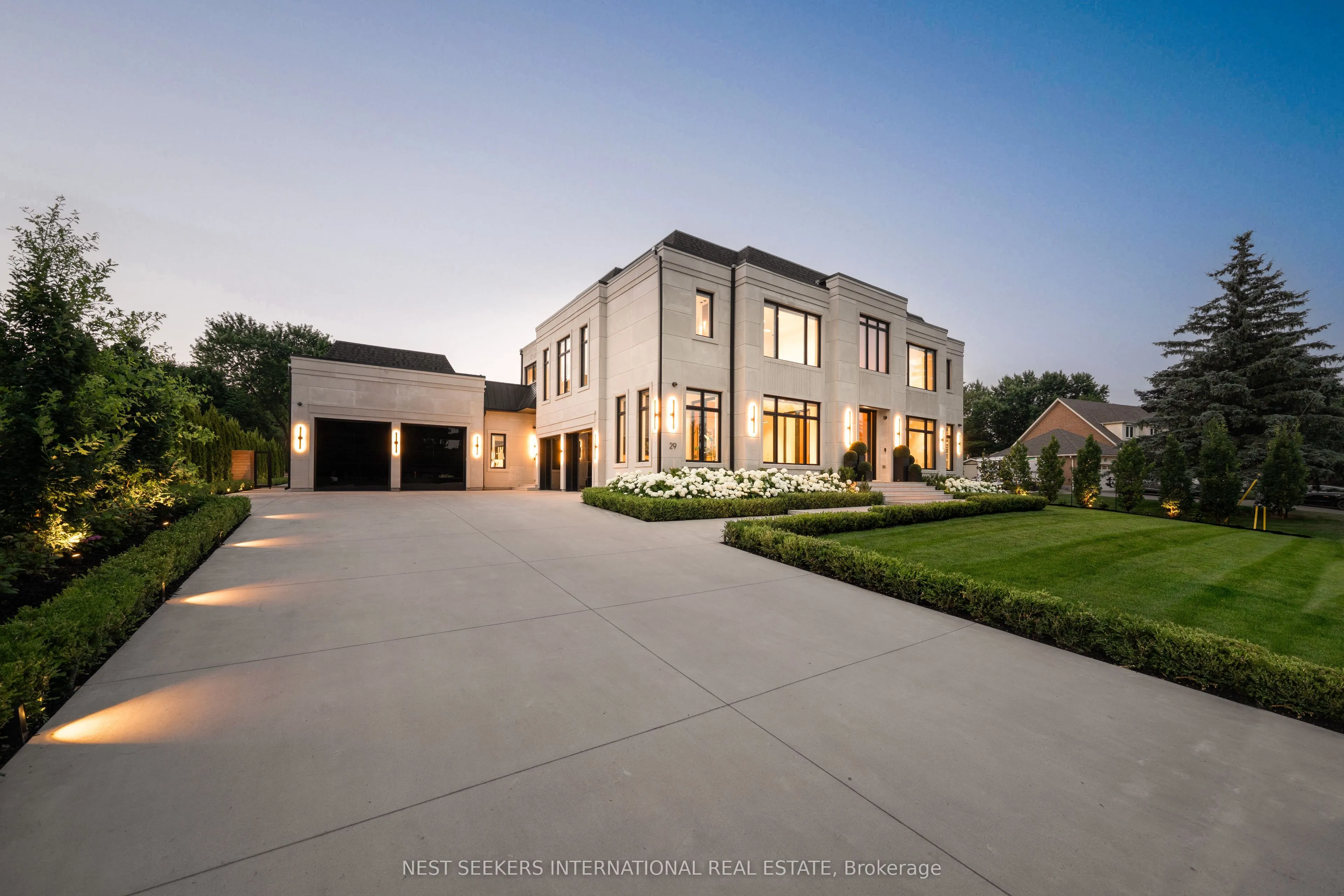 29 Greenside Drive