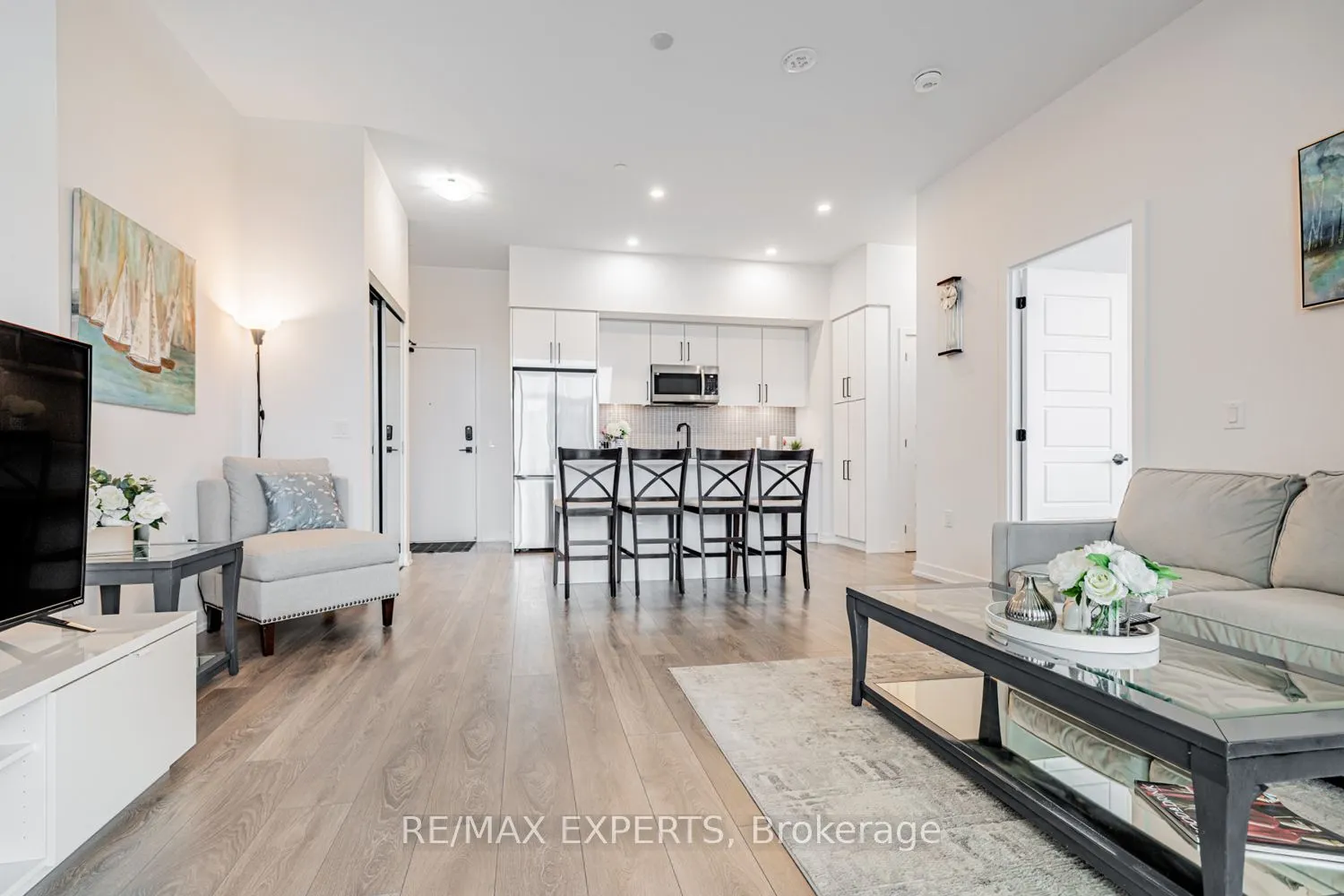 415 Sea Ray Avenue, #105