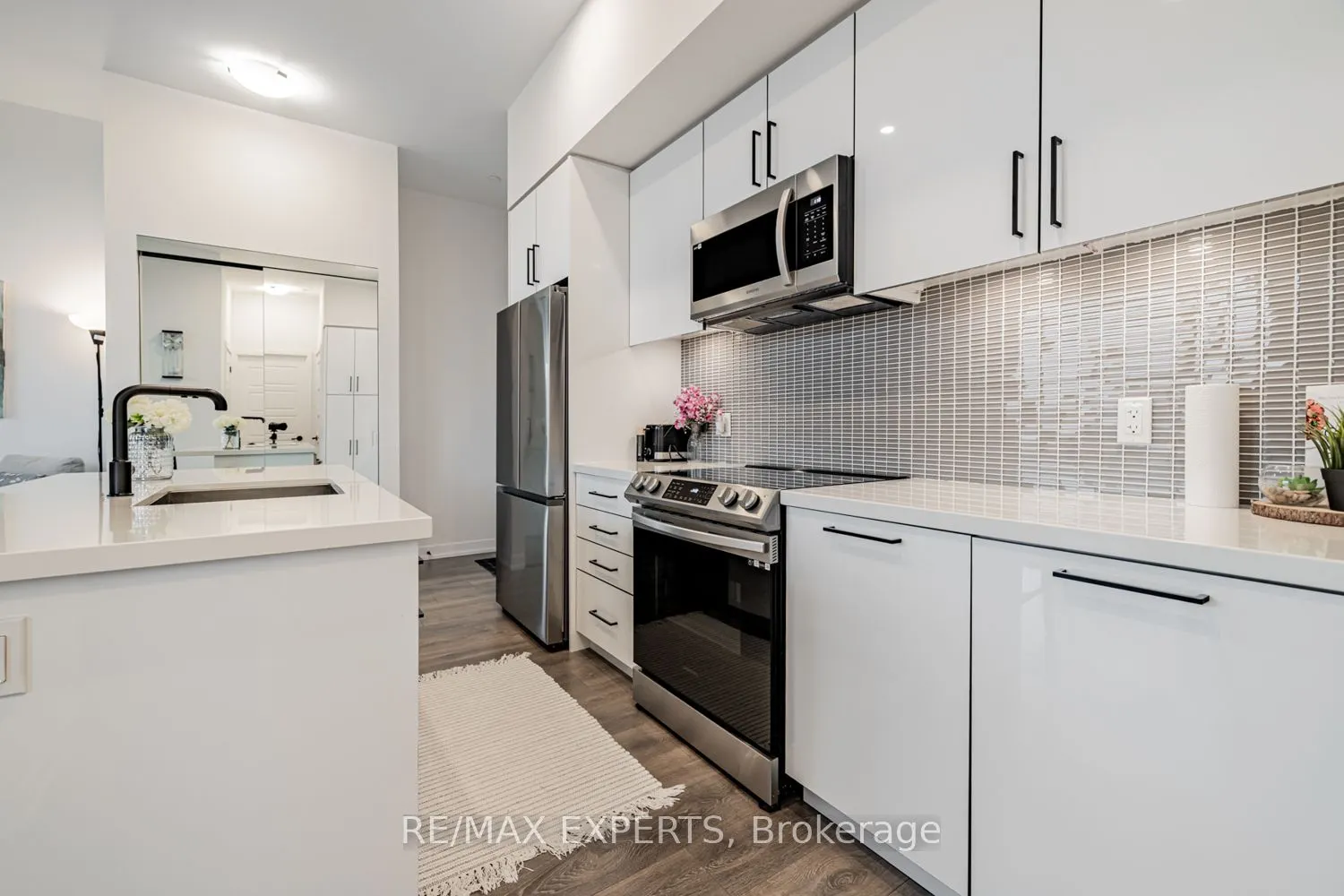 415 Sea Ray Avenue, #105