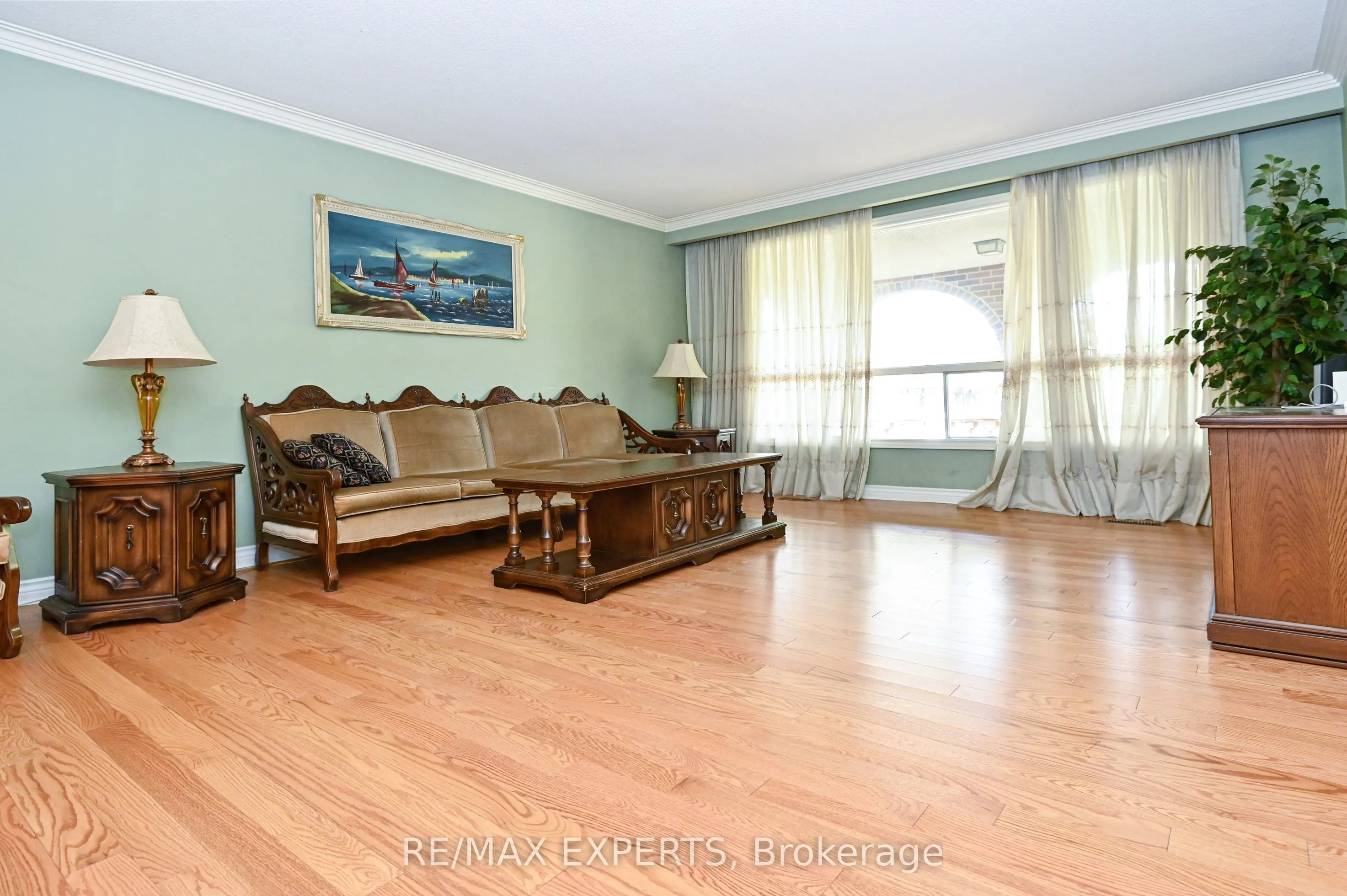 2355 Major Mackenzie Drive