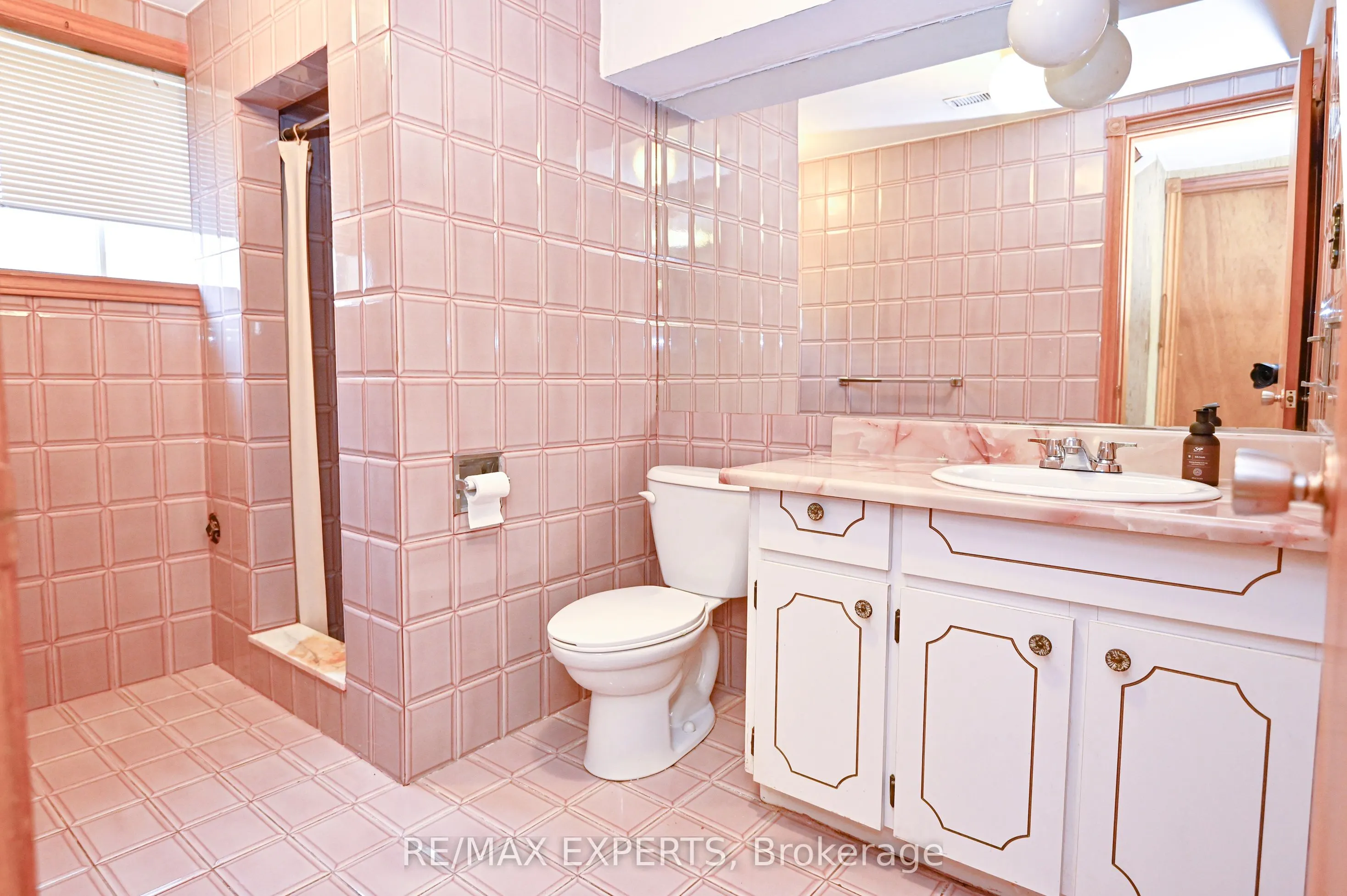 2355 Major Mackenzie Drive