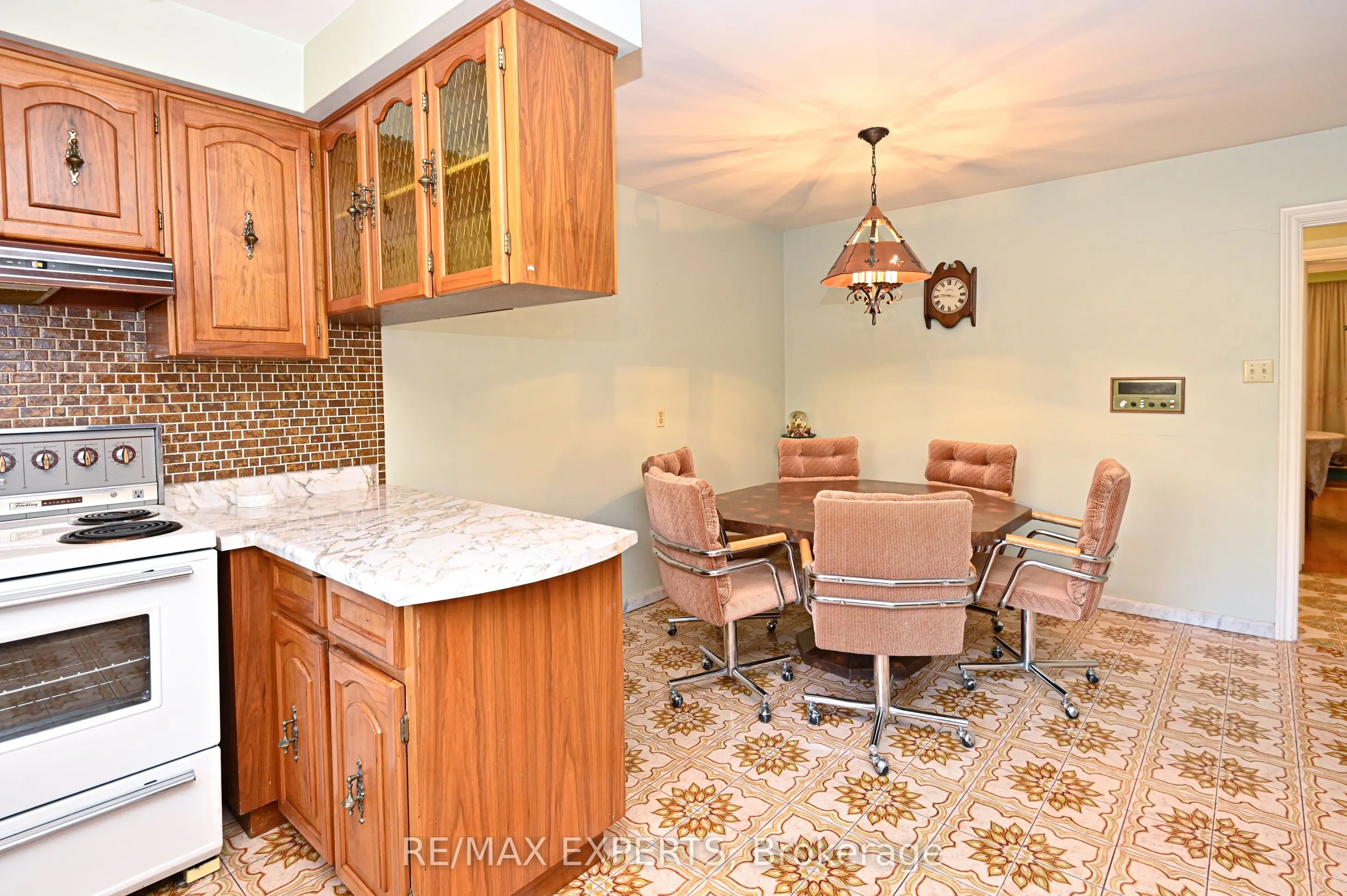 2355 Major Mackenzie Drive