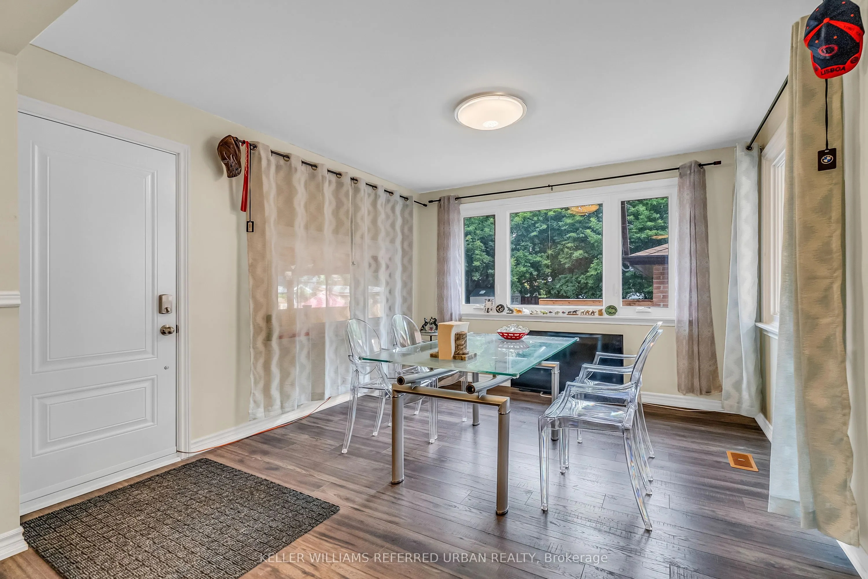 86 Morgan Avenue
