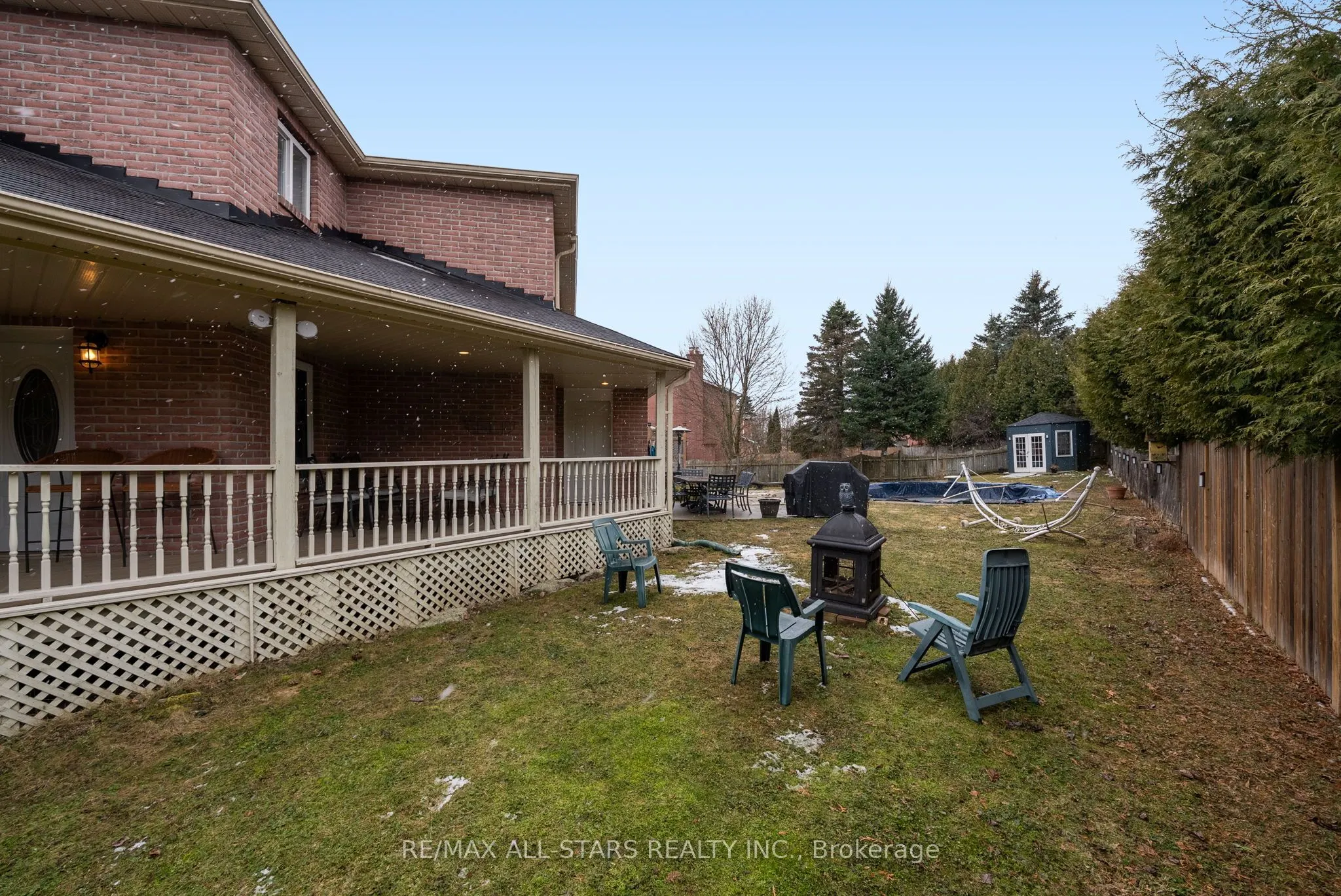 6 Milne Court