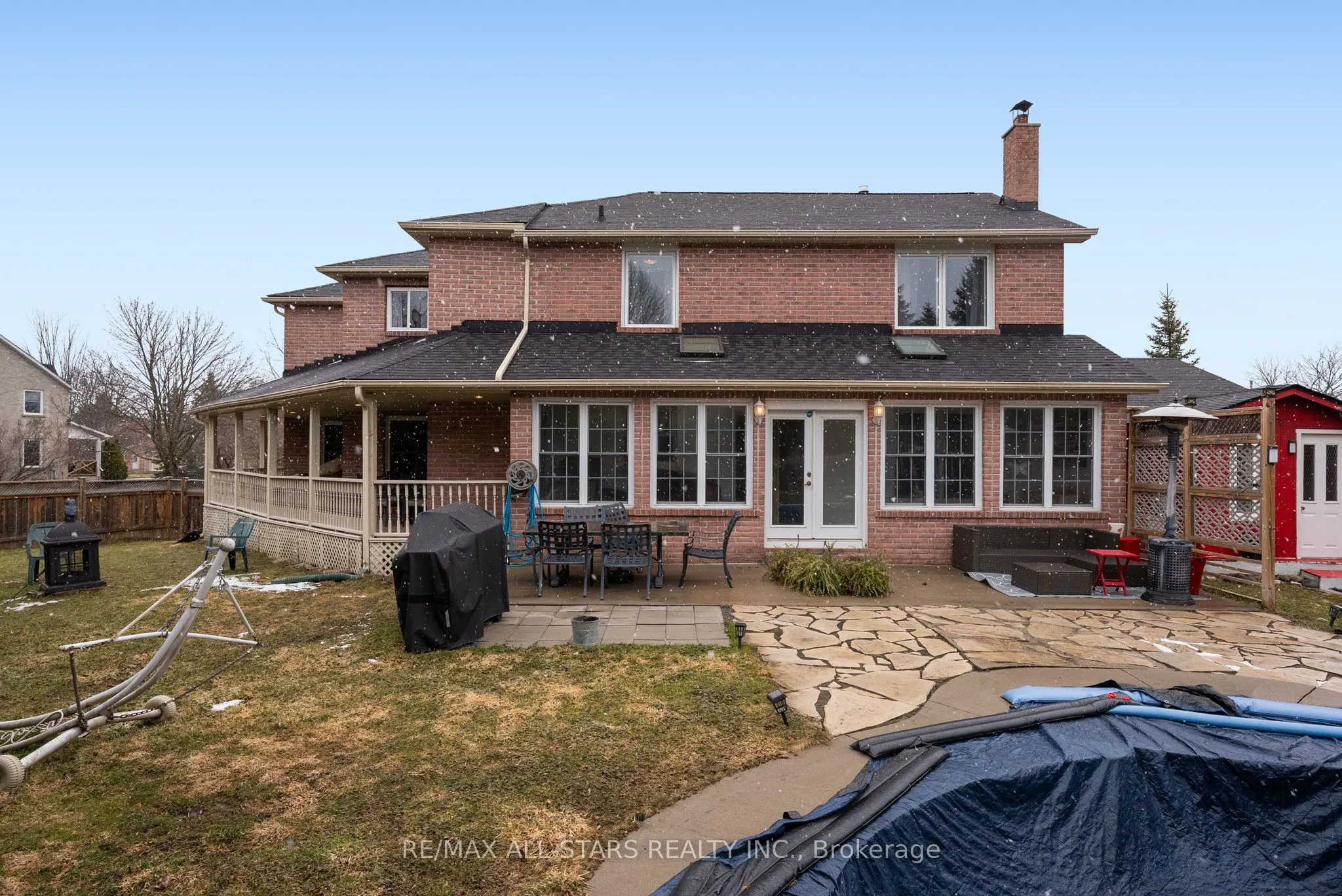 6 Milne Court