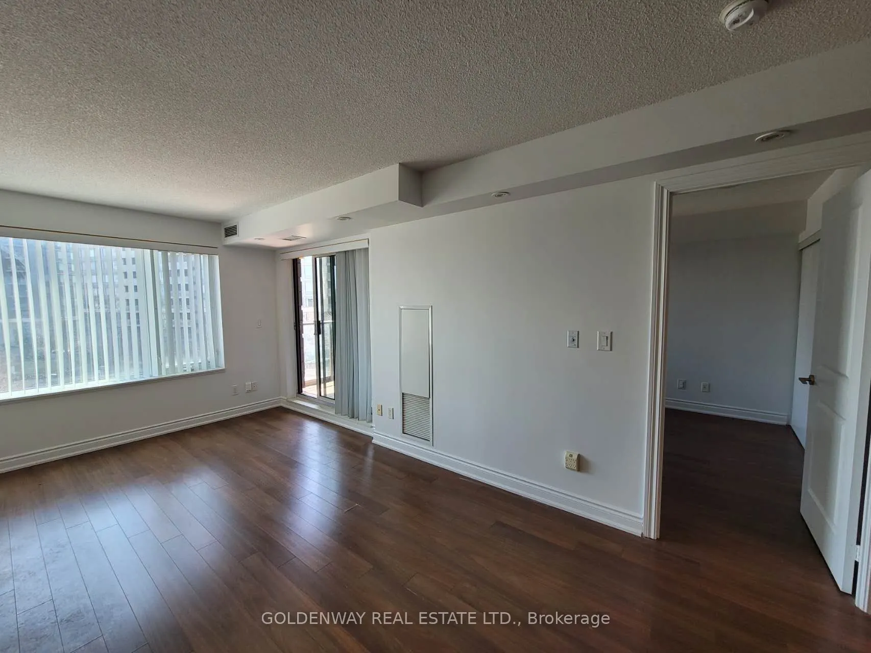 233 South Park Road, #501