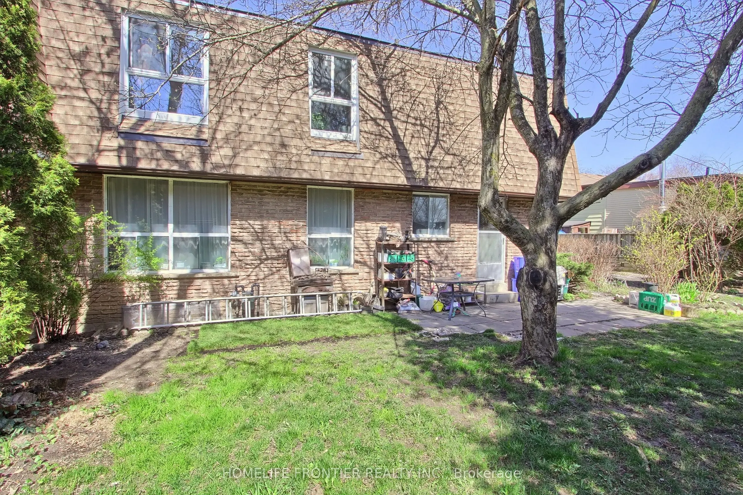 5 Penwick Crescent