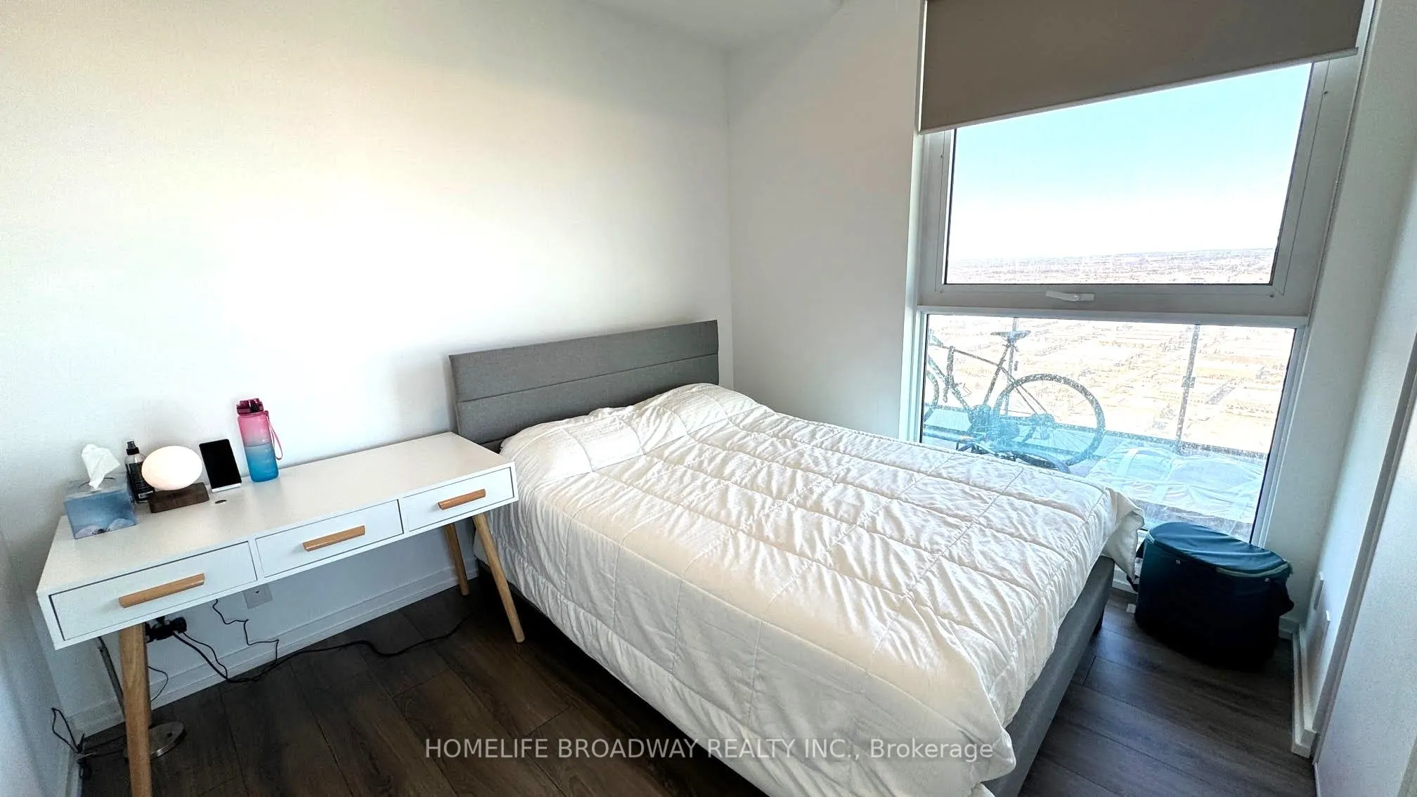 7890 Jane Street, #4809
