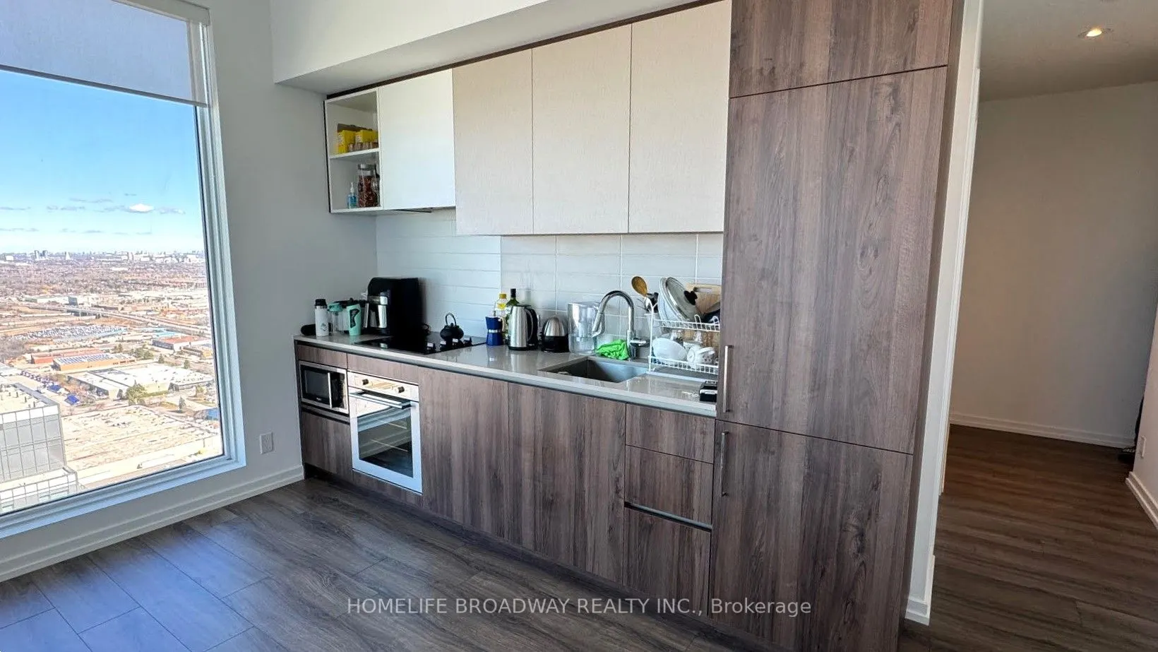 7890 Jane Street, #4809