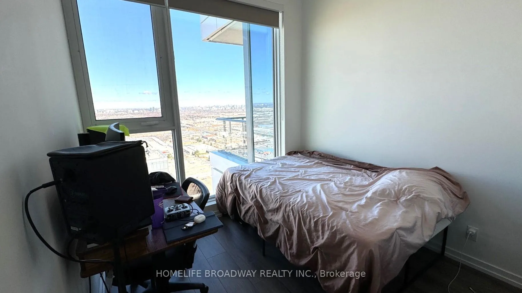 7890 Jane Street, #4809