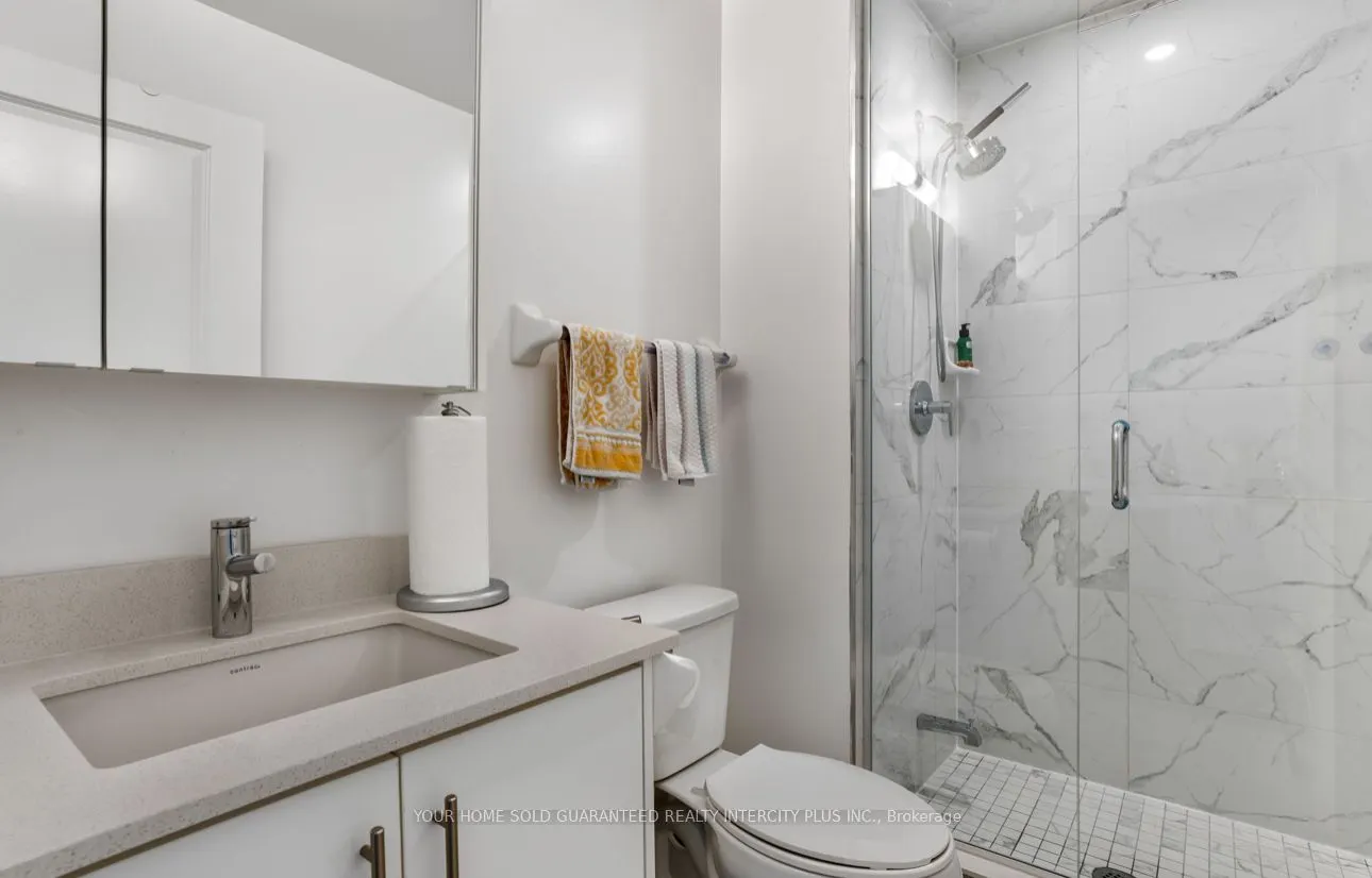 85 Oneida Crescent, #303