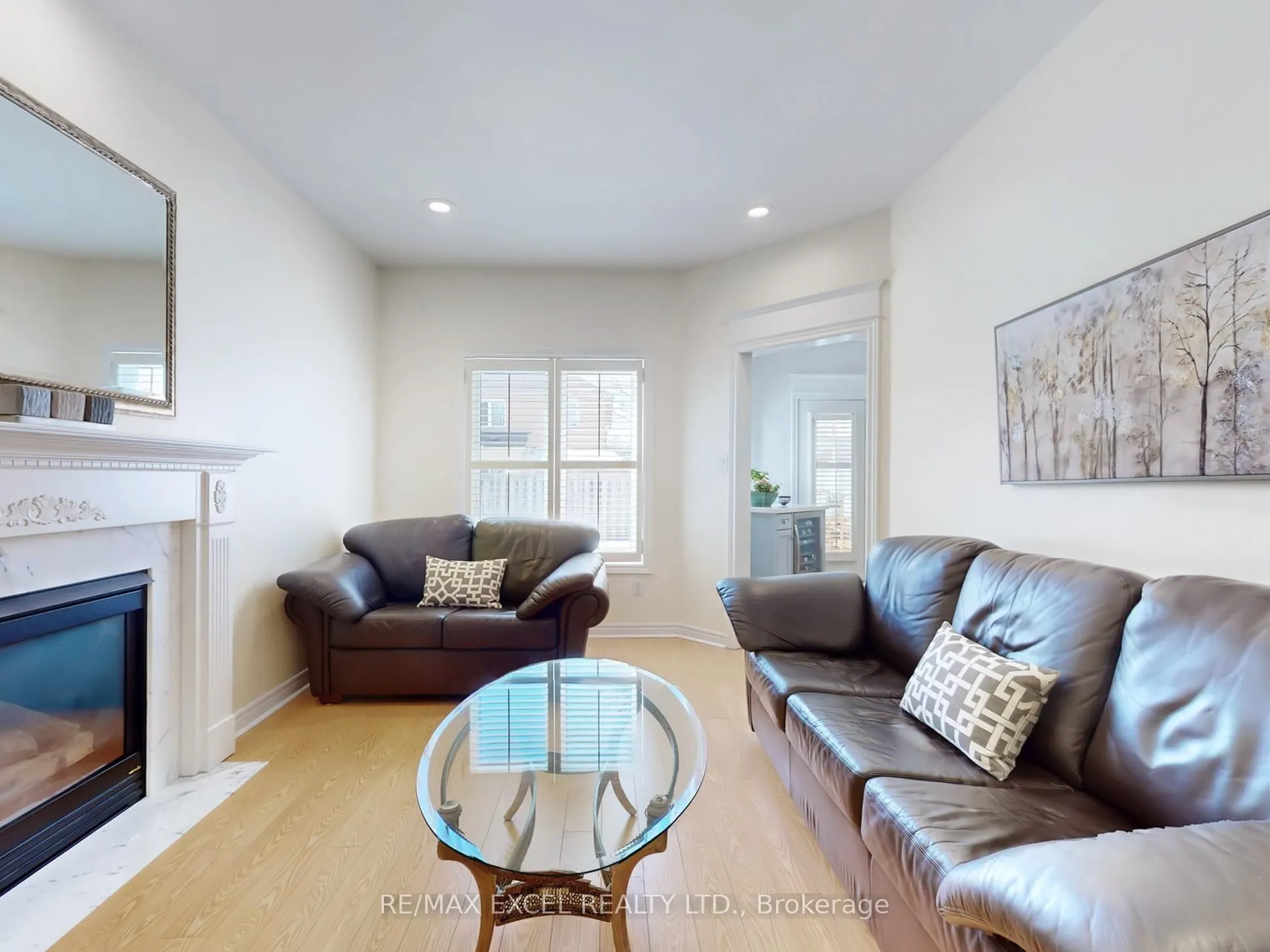 78 Shaftsbury Avenue