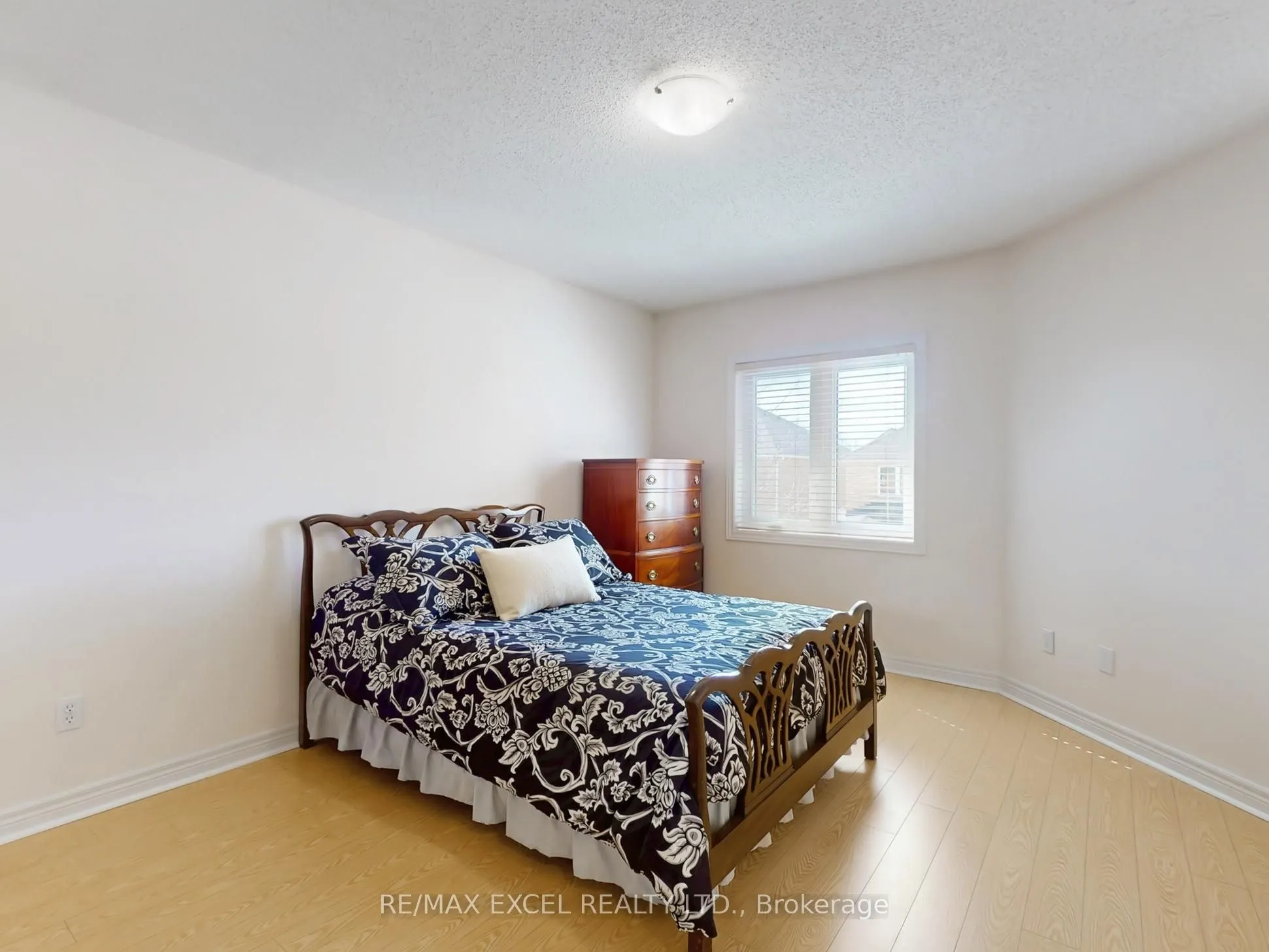 78 Shaftsbury Avenue