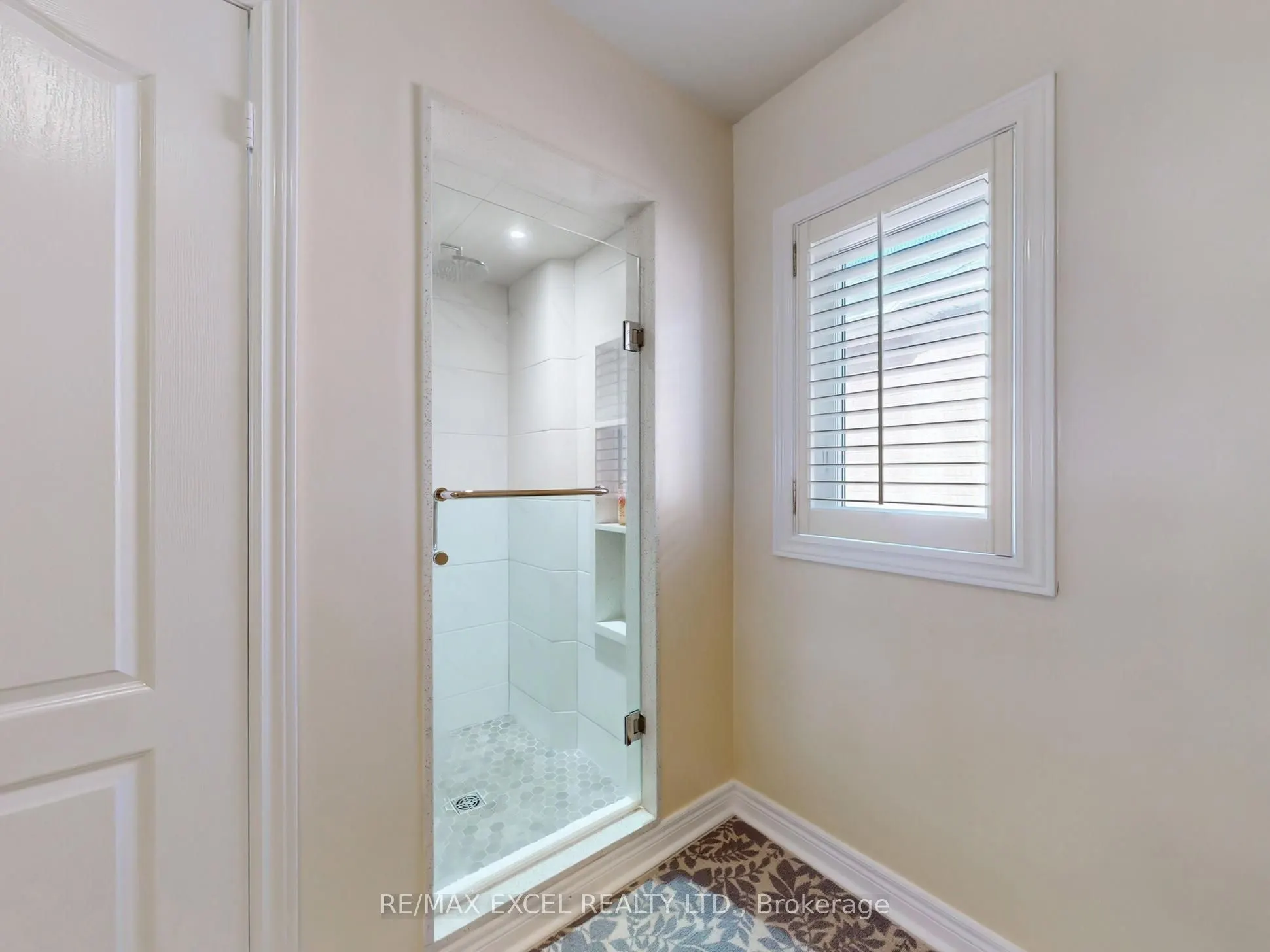 78 Shaftsbury Avenue