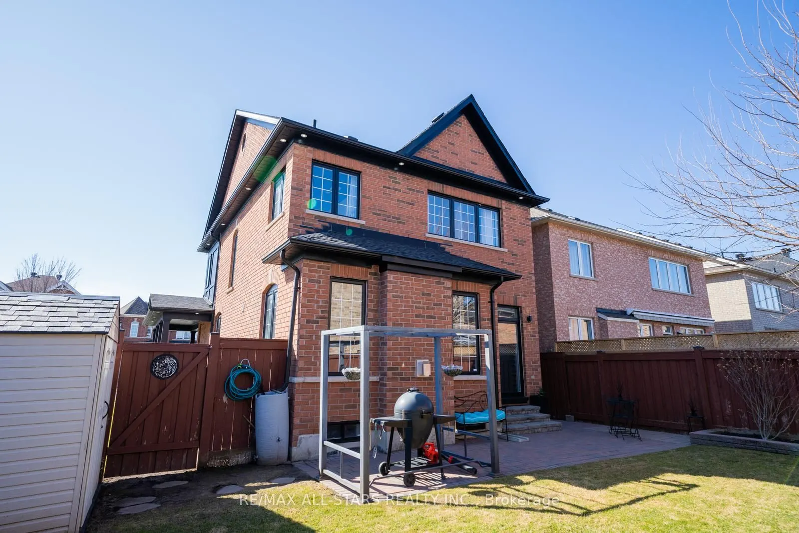 37 Mantle Avenue