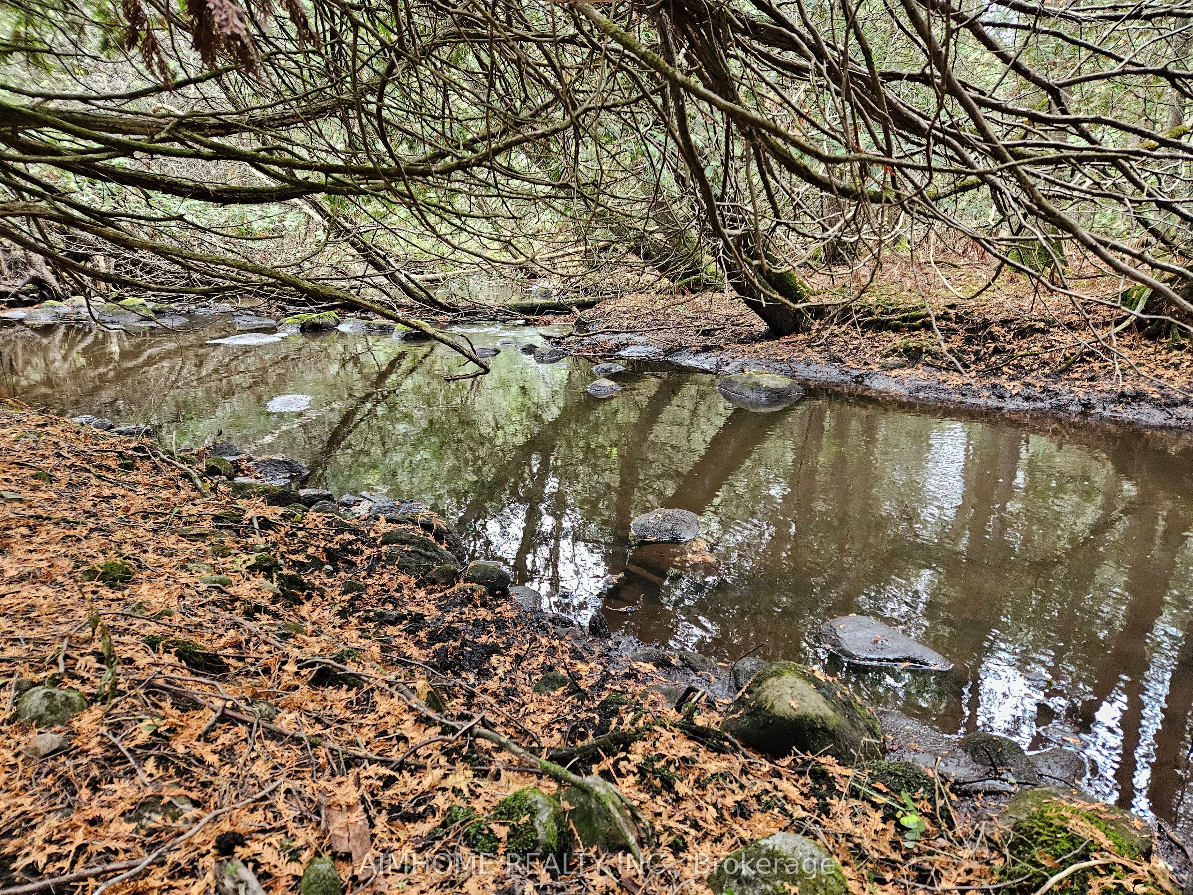 10400 and 10800 6th Concession