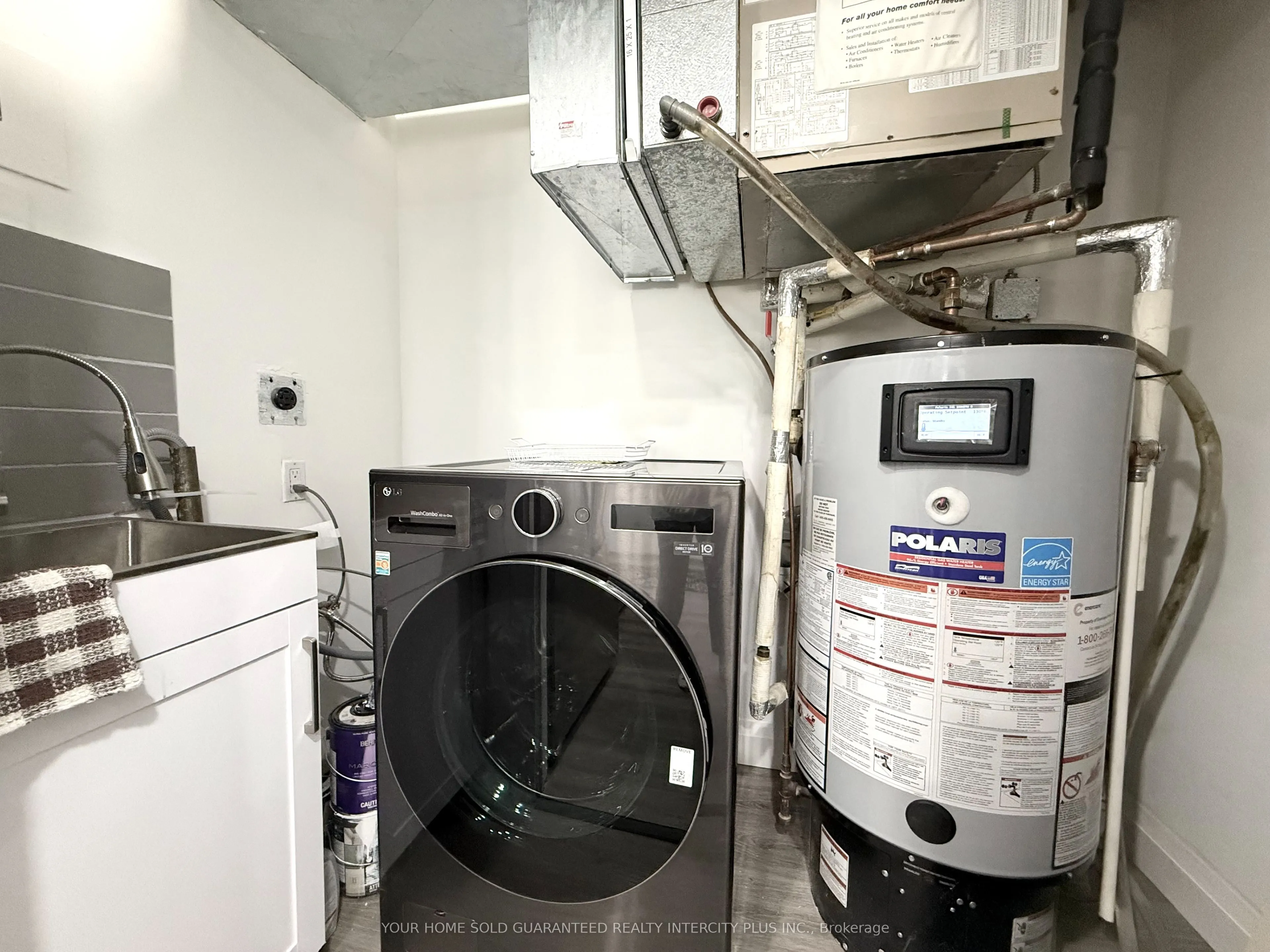 121 Woodbridge Avenue, #313