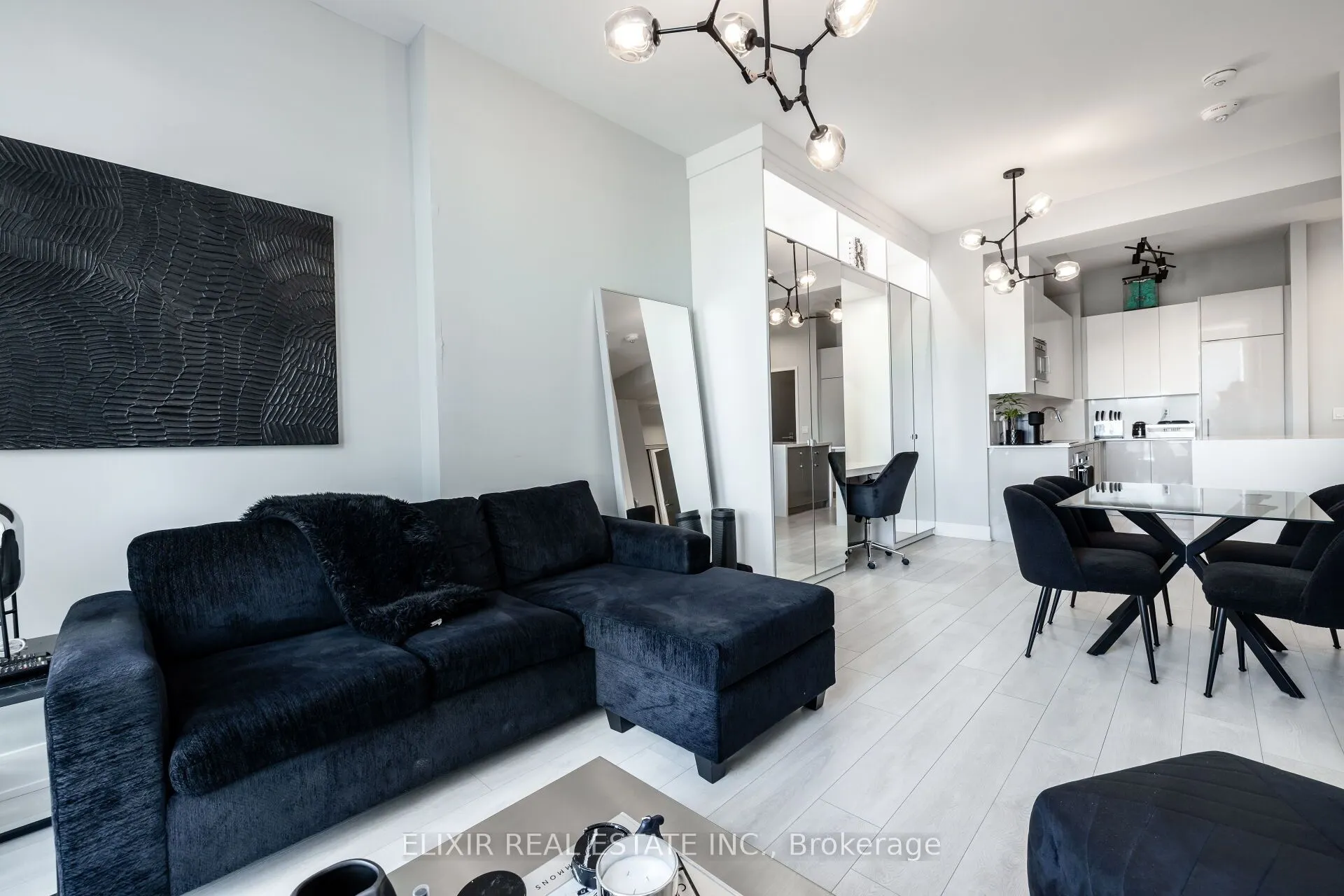 2916 Highway 7, #201