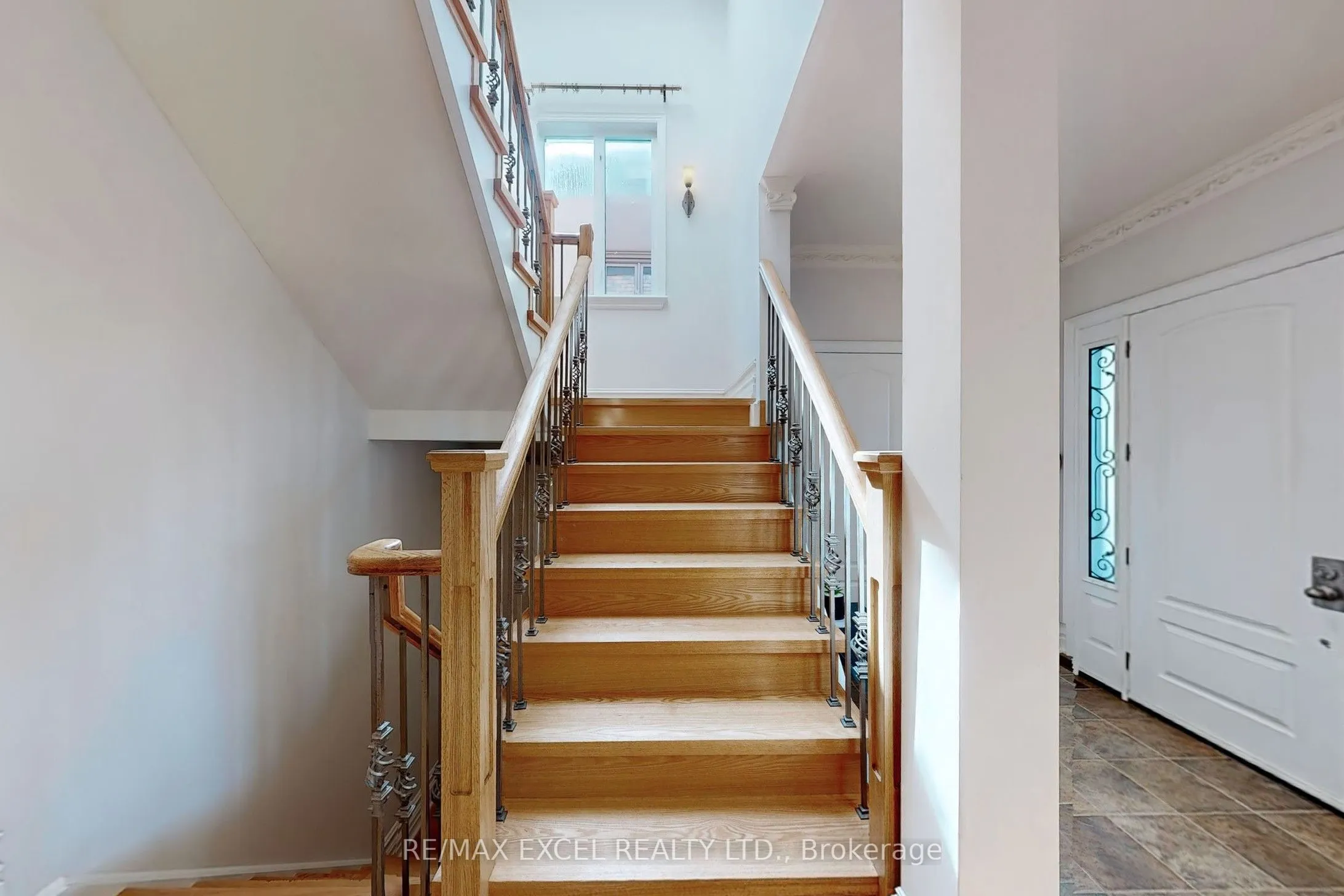 25 Oak Avenue