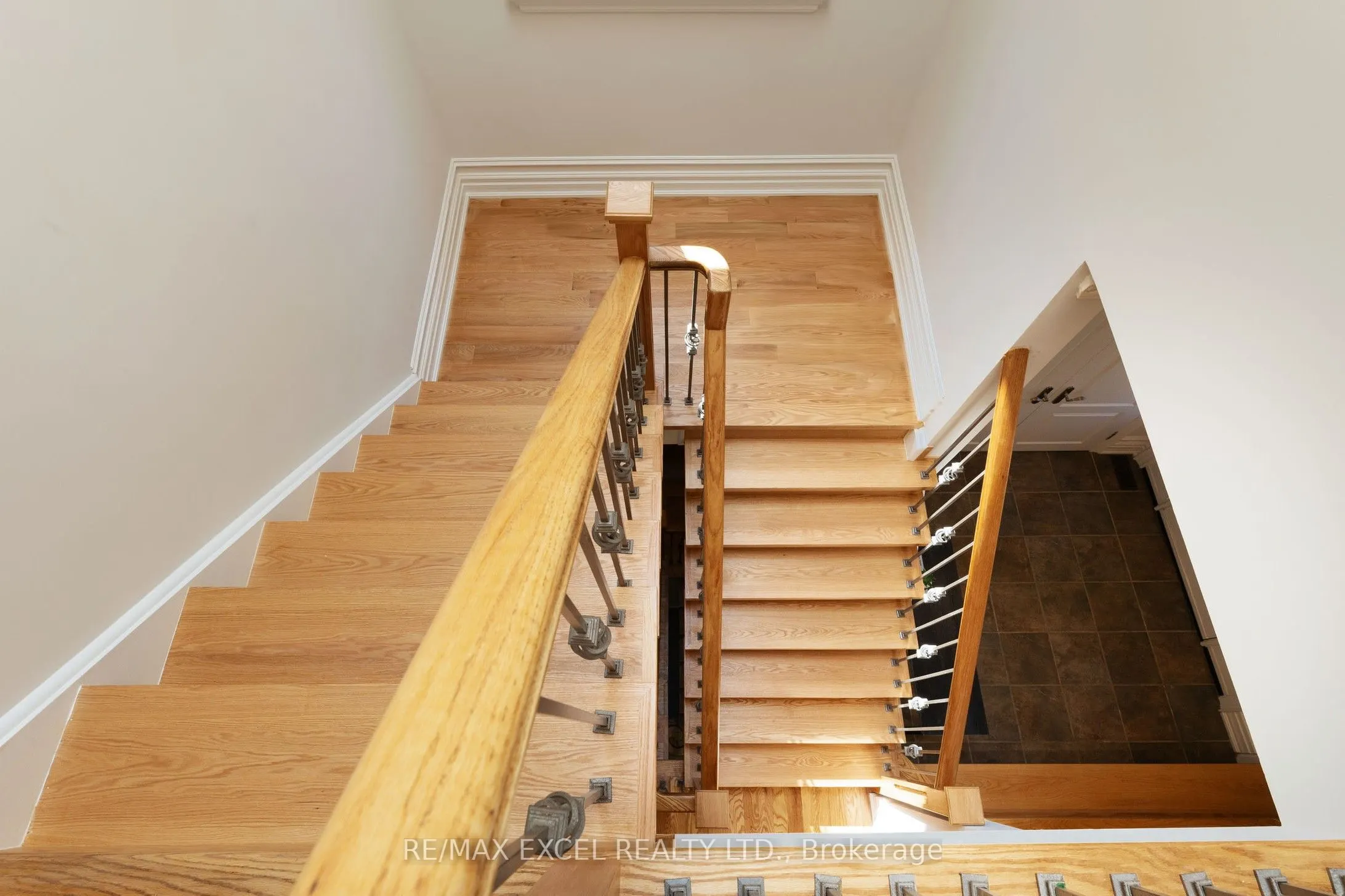 25 Oak Avenue