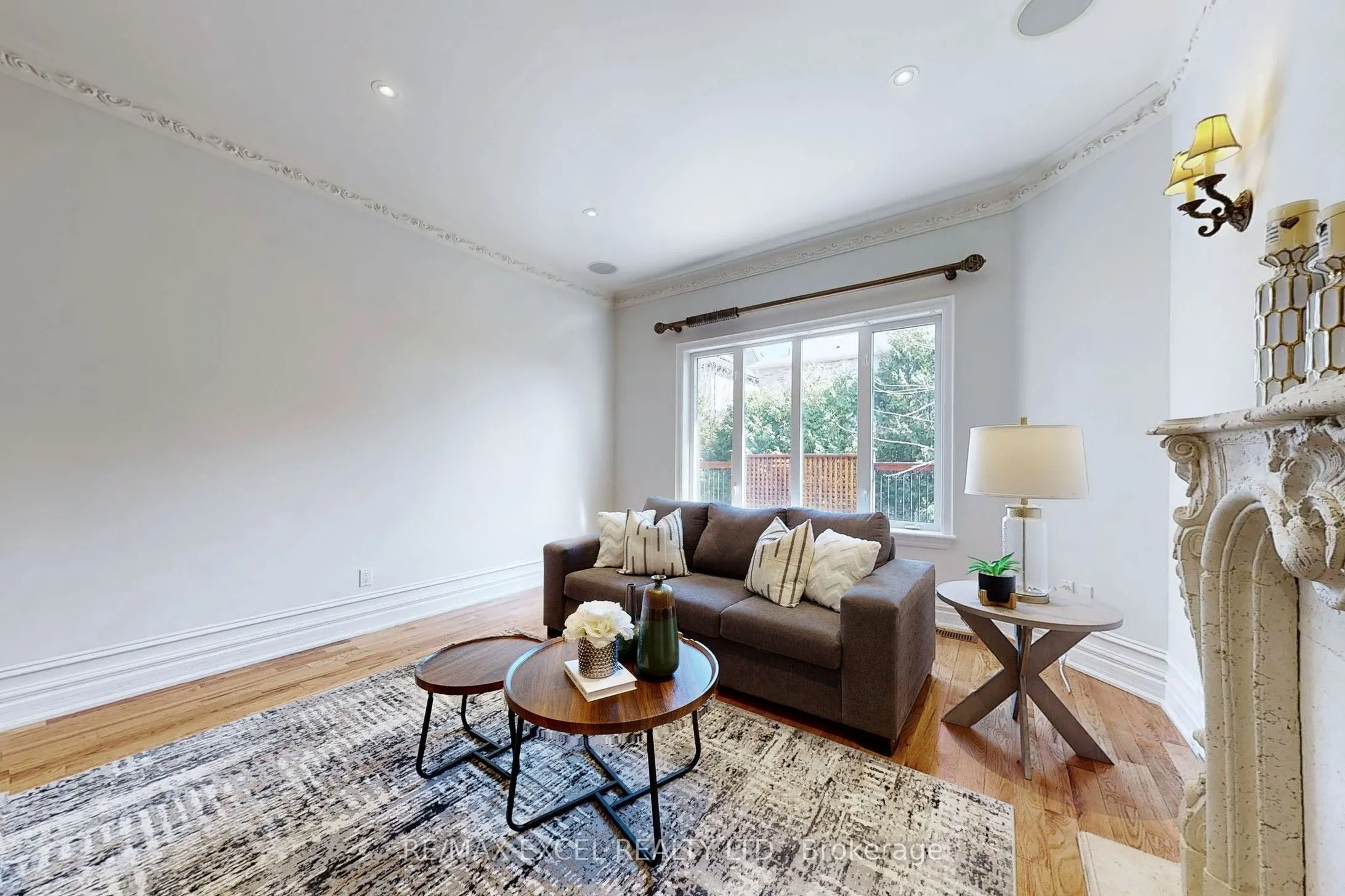 25 Oak Avenue
