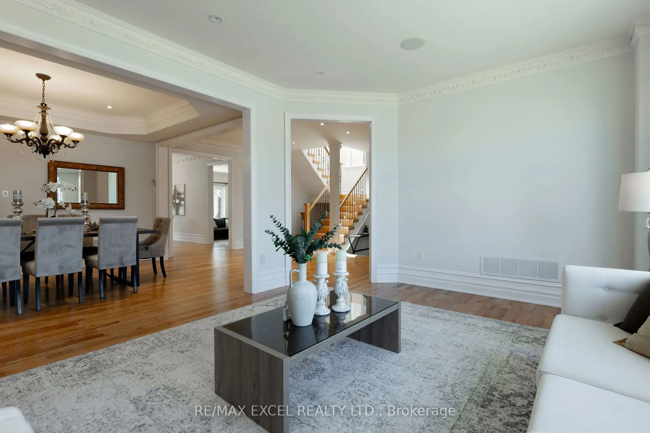 25 Oak Avenue